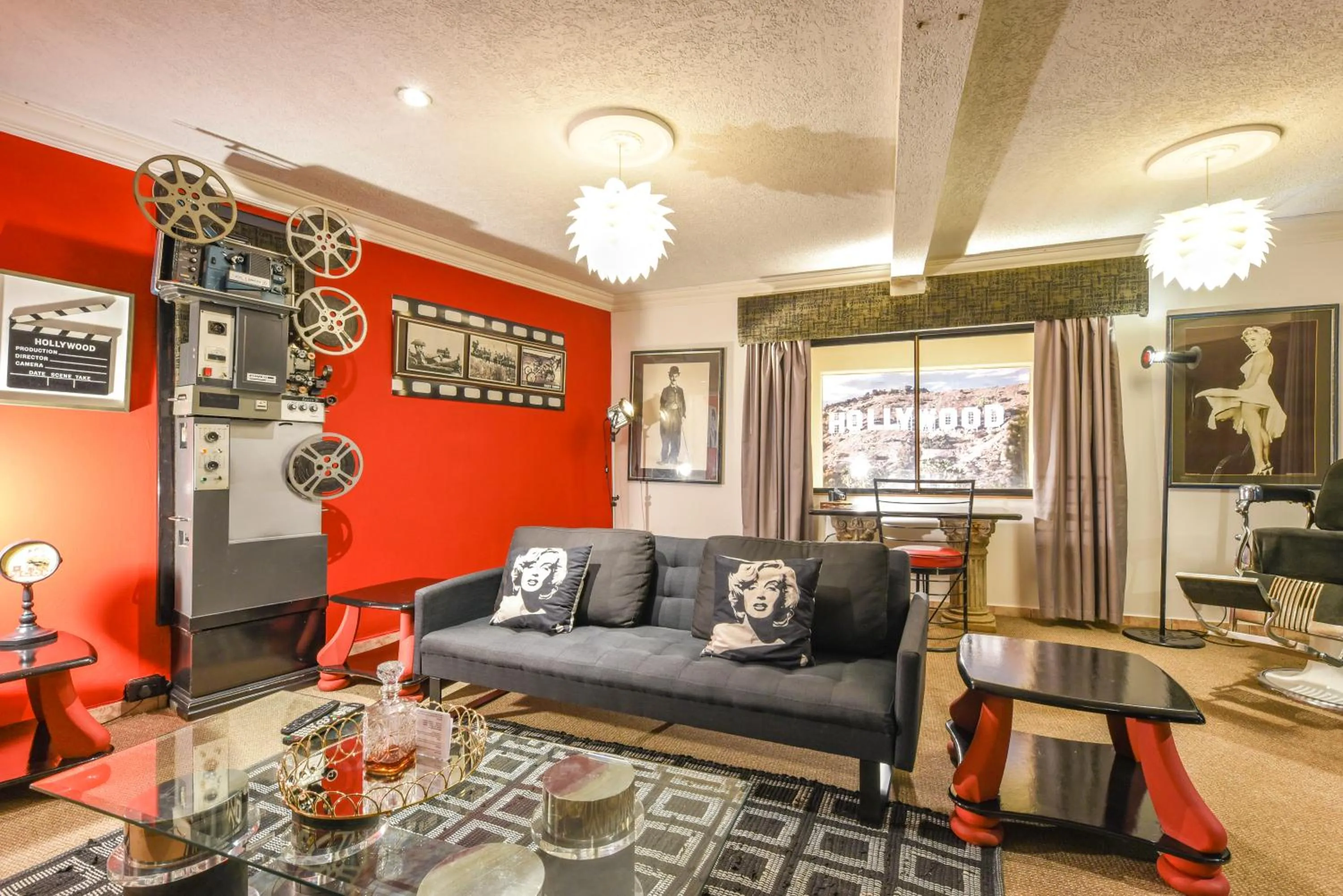 TV and multimedia in Villa Simonne