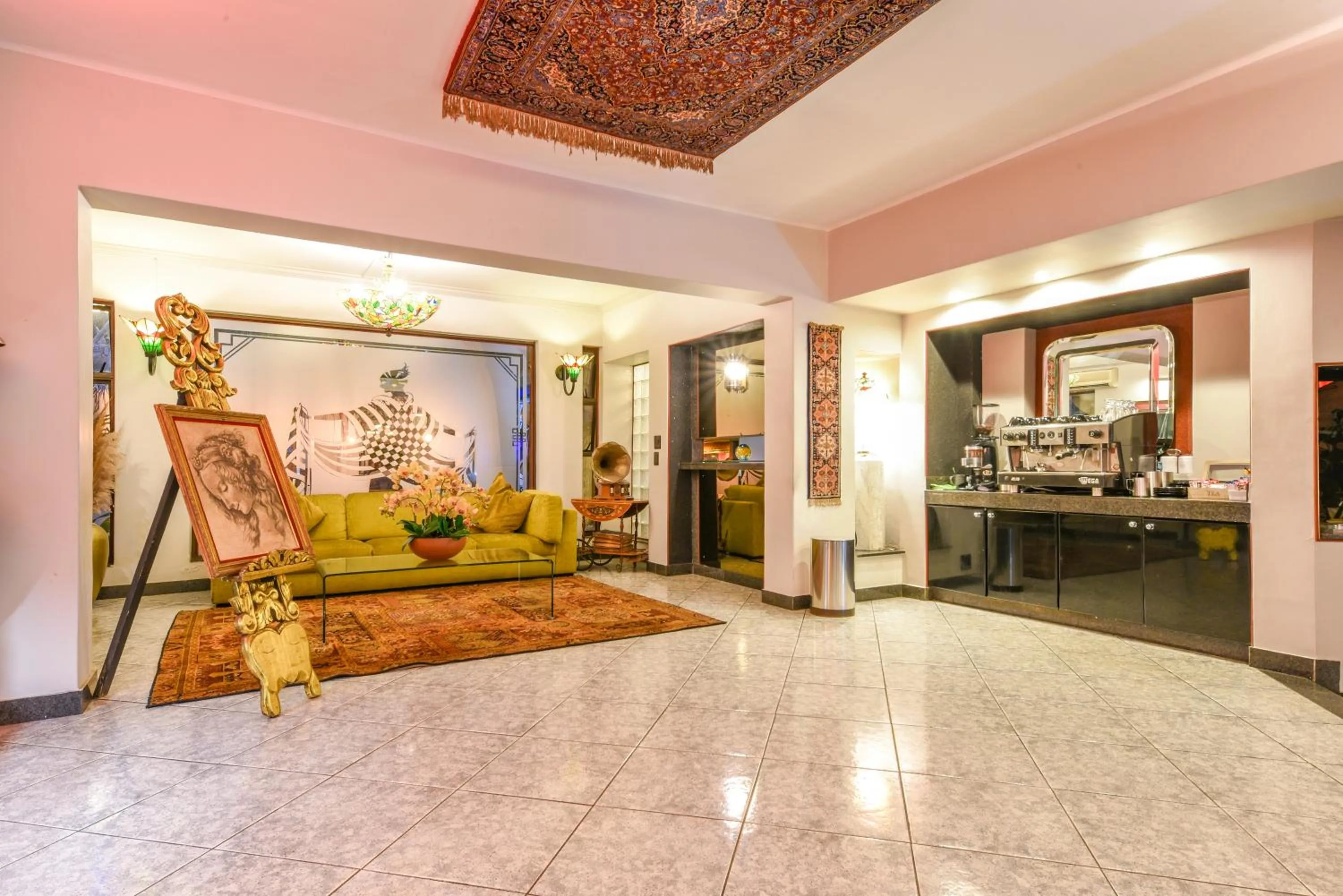 Coffee/tea facilities in Villa Simonne