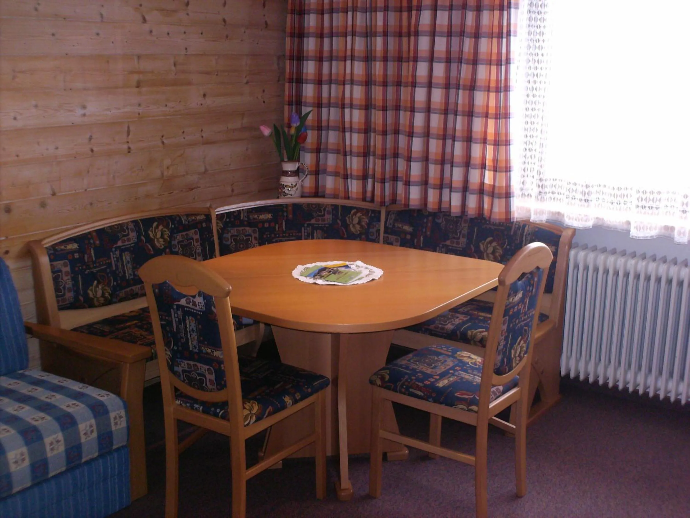 Seating area in Gästehaus Bergland