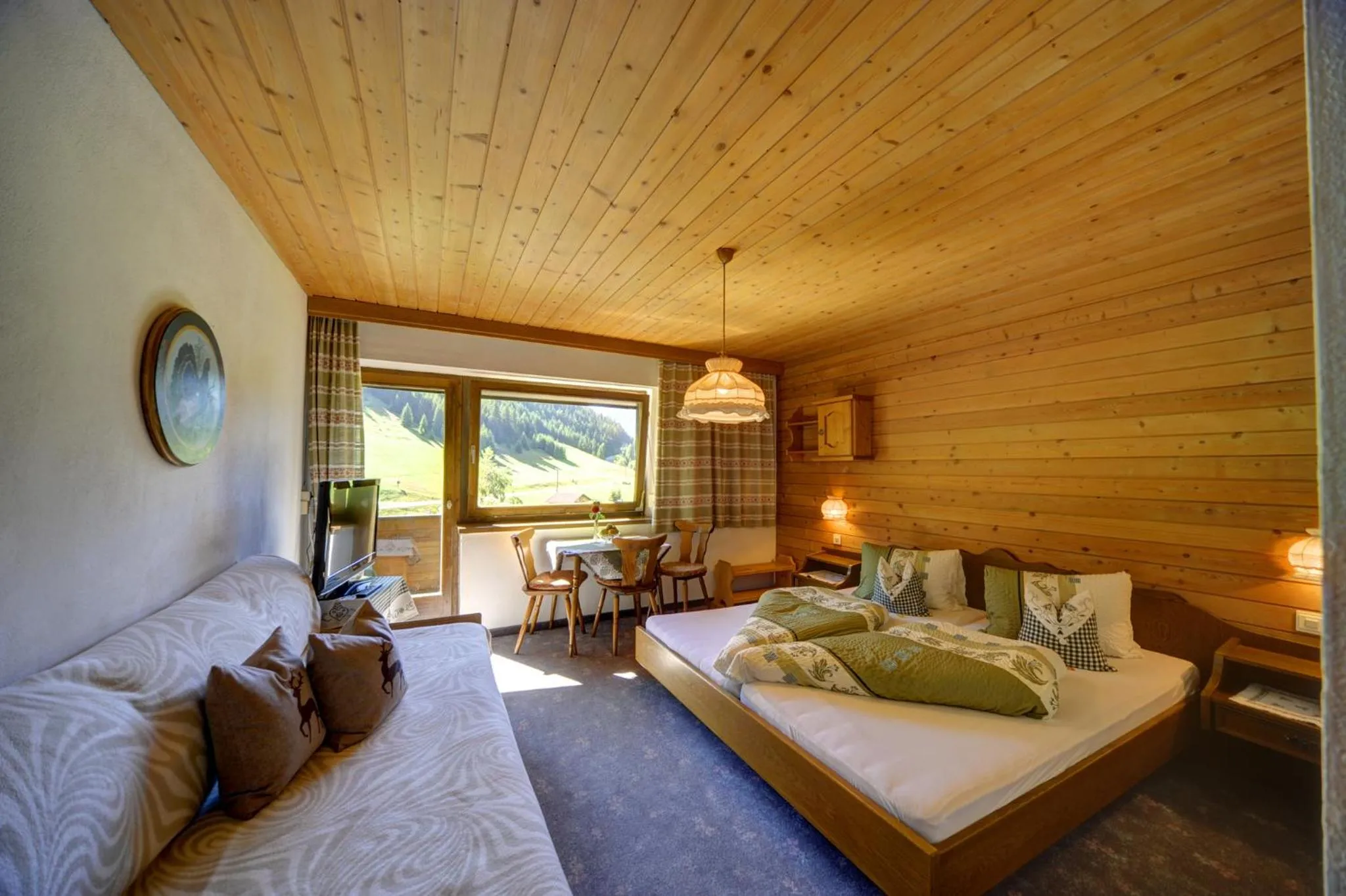 Photo of the whole room, Bed in Gästehaus Bergland