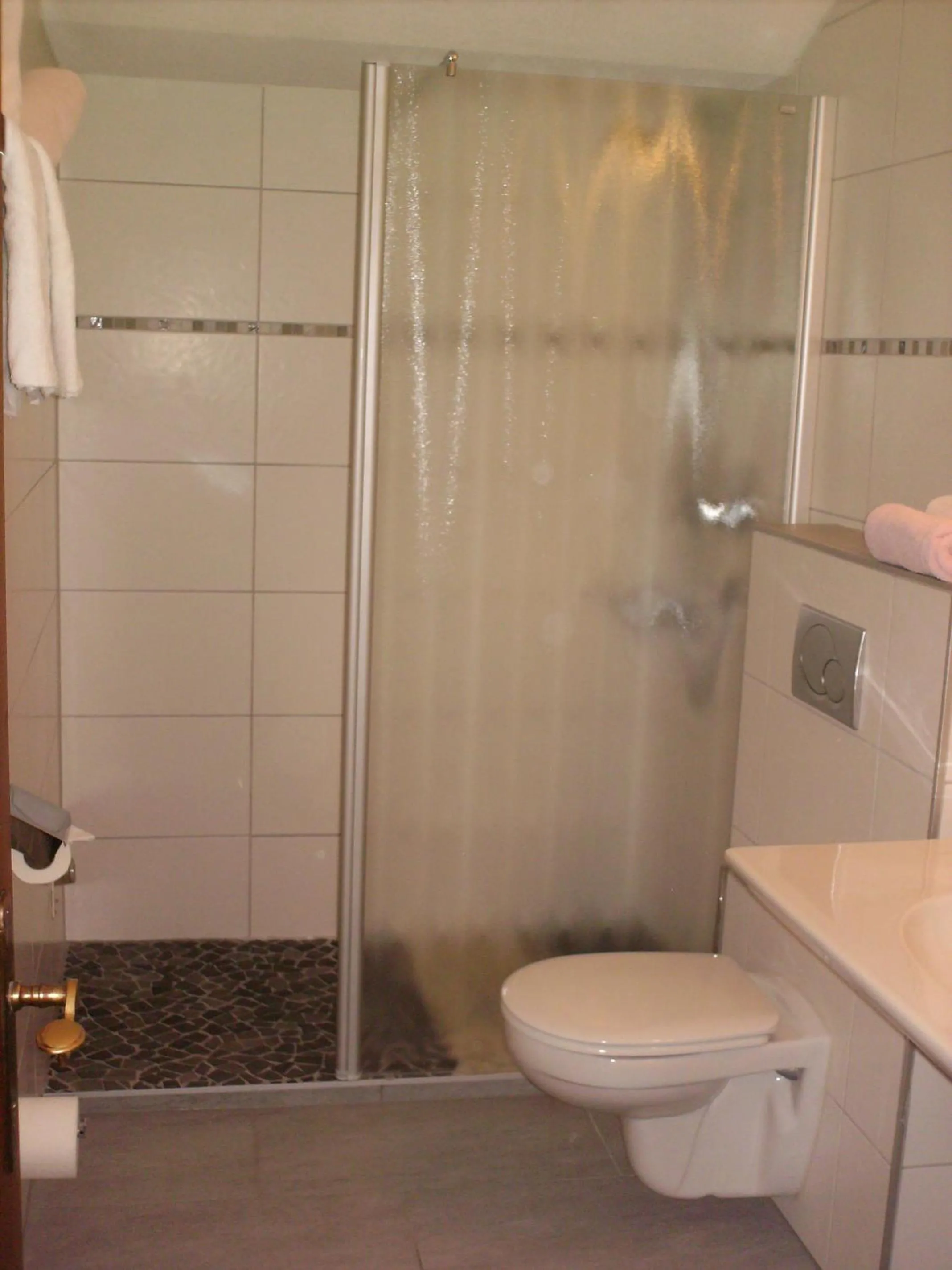 Bathroom in Gästehaus Bergland