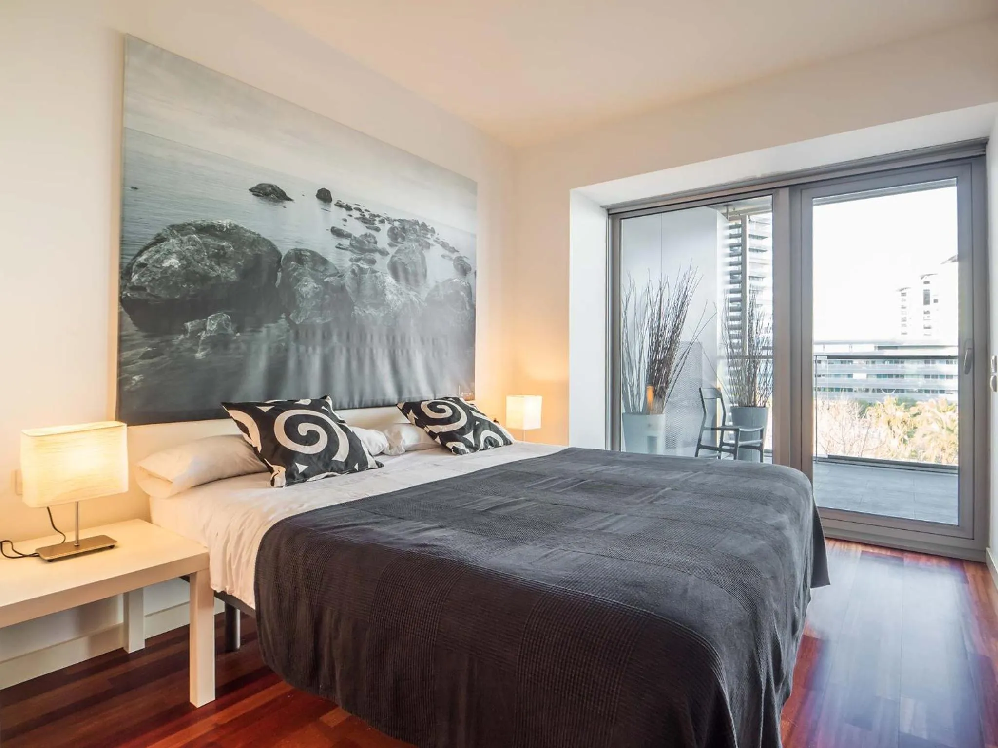 Bed in Rent Top Apartments Beach-Diagonal Mar