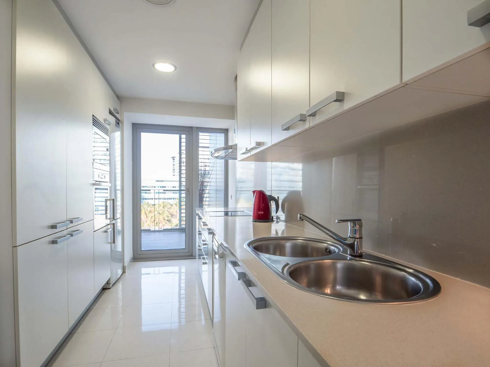 Kitchen or kitchenette in Rent Top Apartments Beach-Diagonal Mar