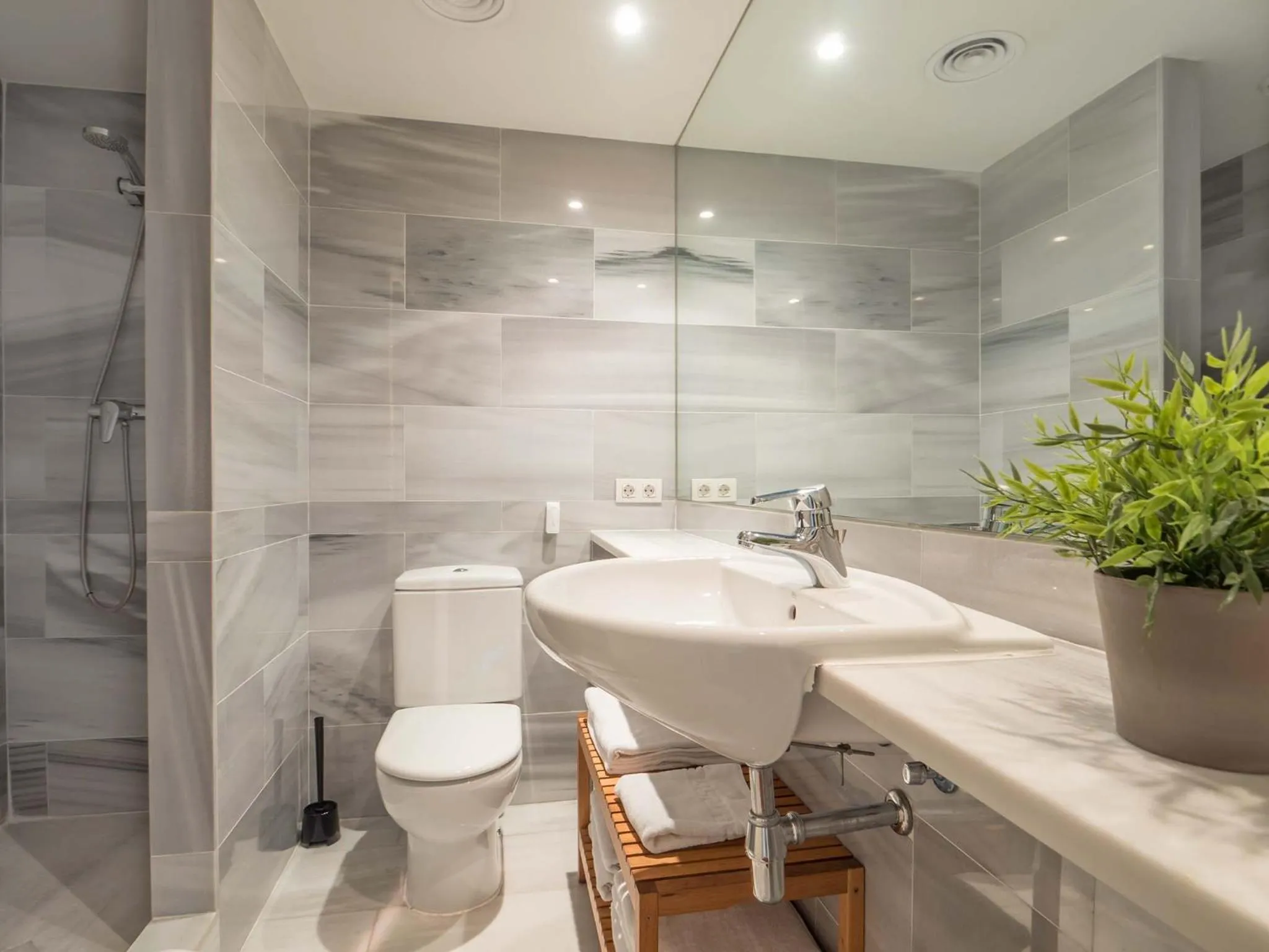 Rent Top Apartments Beach-Diagonal Mar