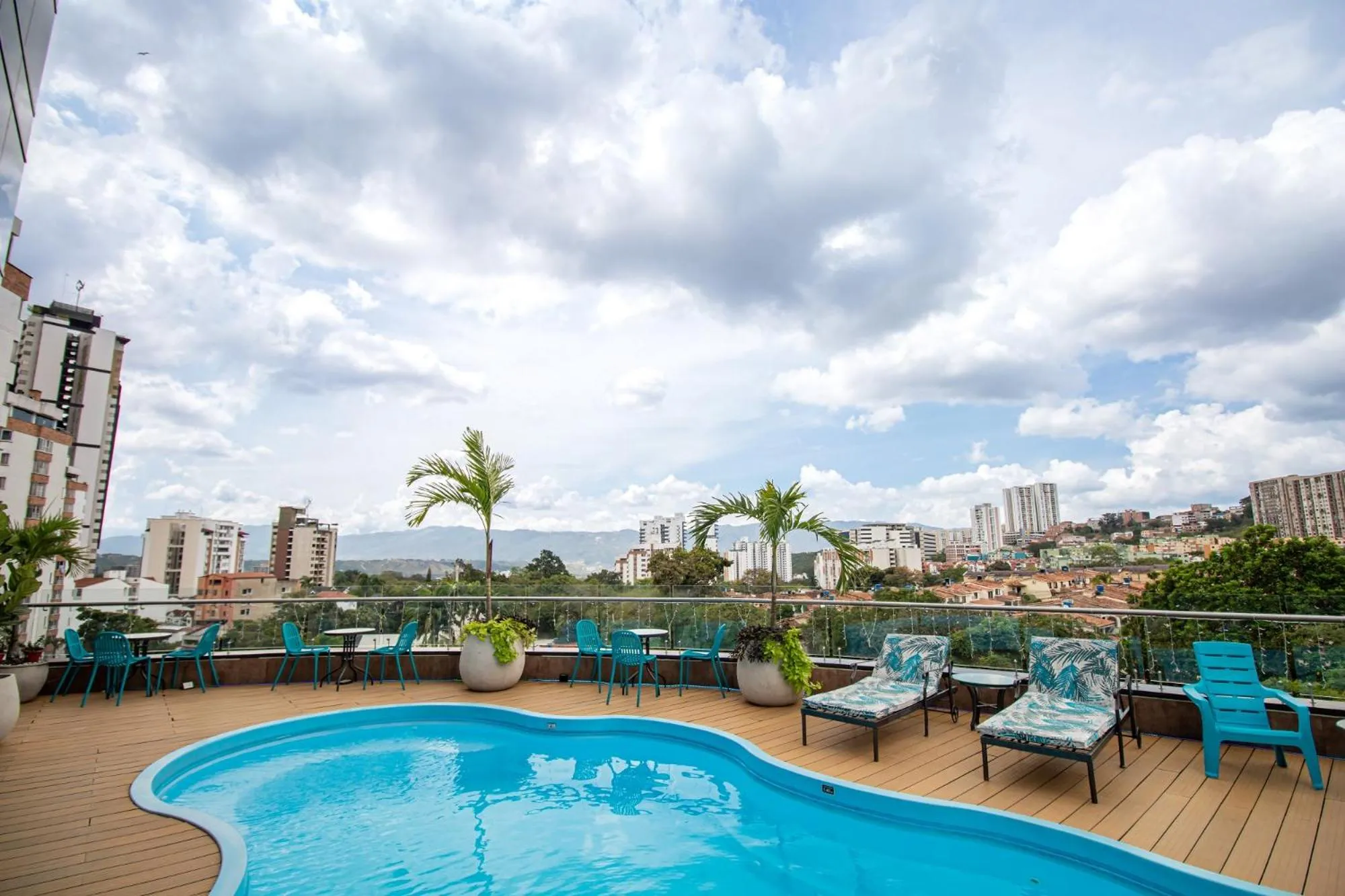 Pool view in Hotel Roseliere Bucaramanga