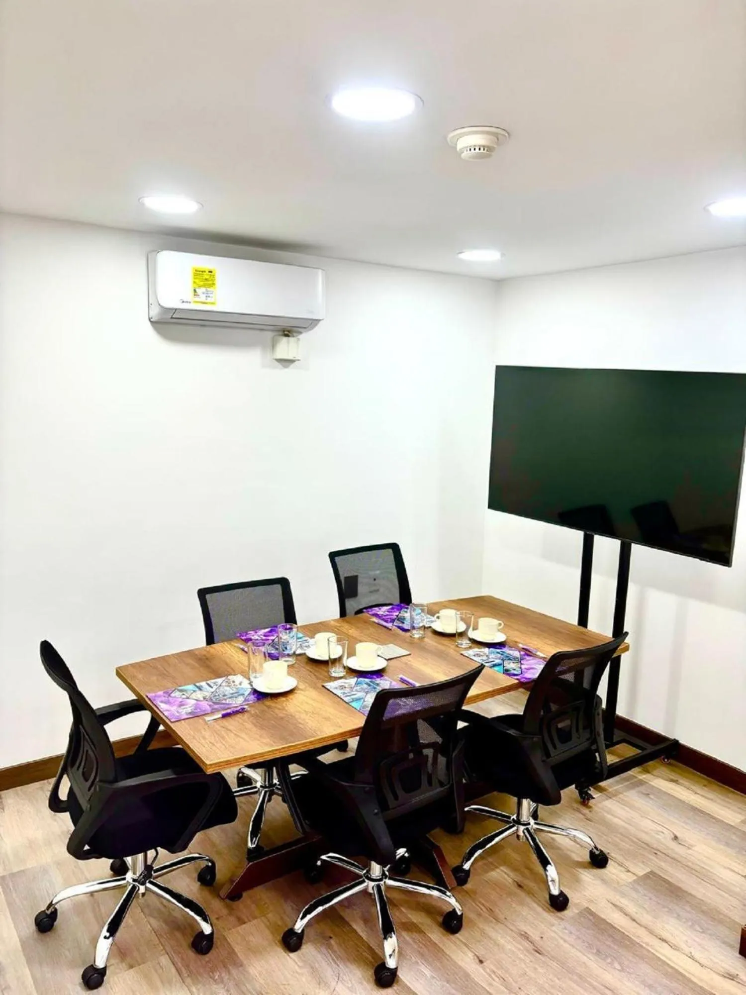 Seating area in Hotel Roseliere Bucaramanga