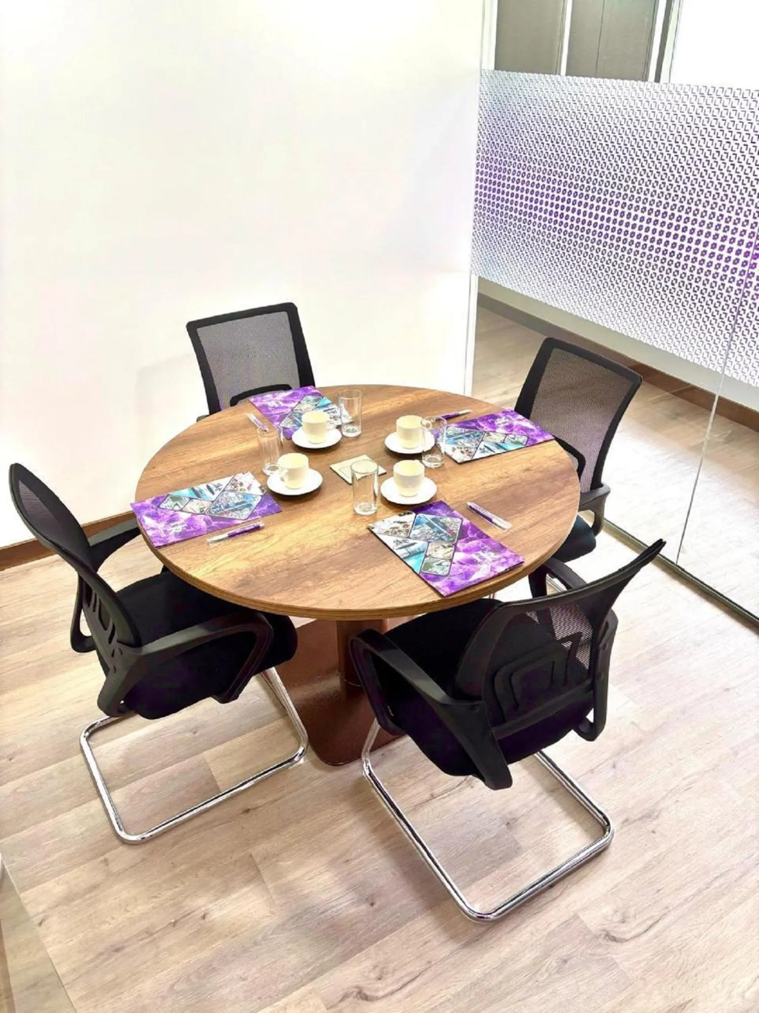 Seating area in Hotel Roseliere Bucaramanga