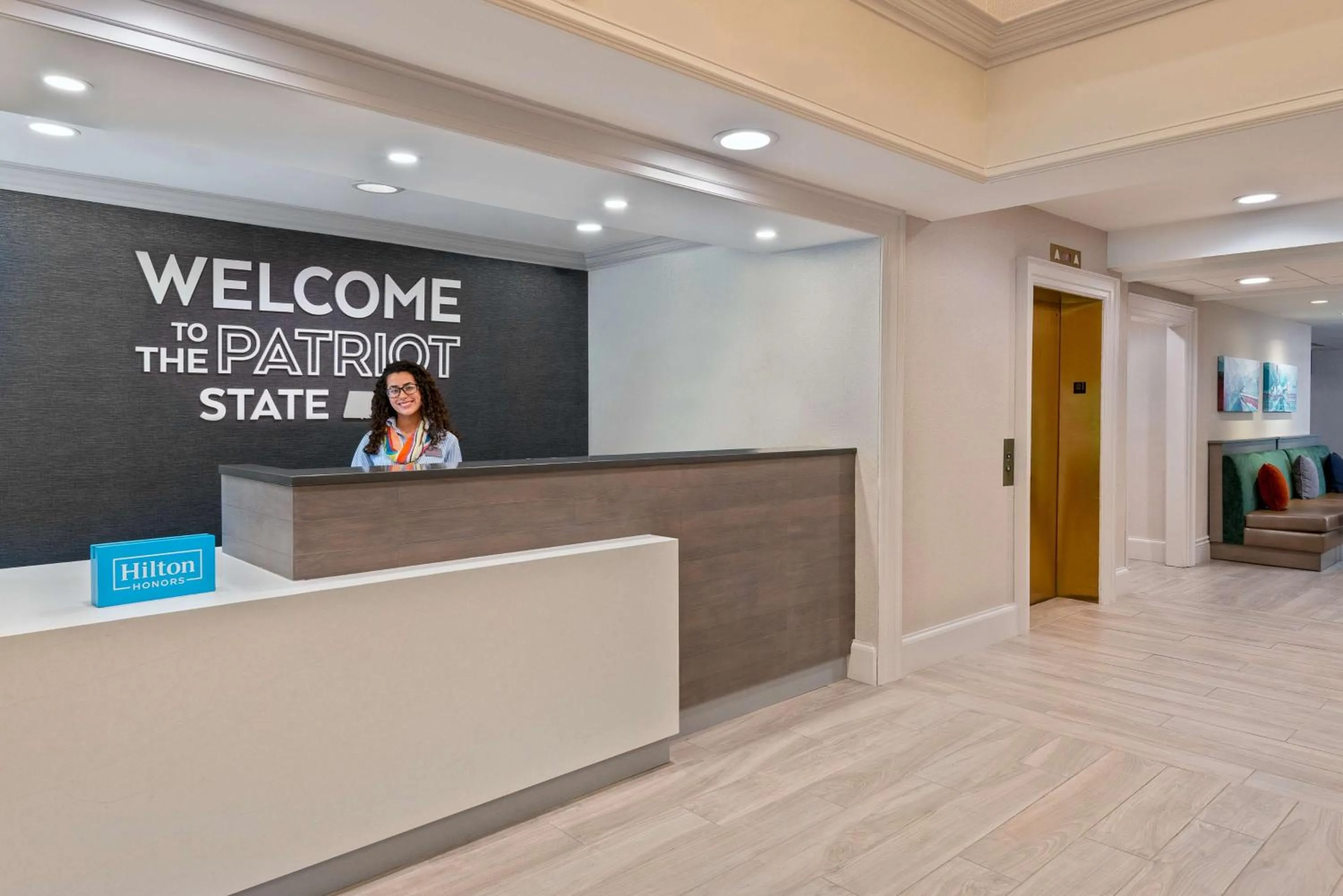 Lobby or reception in Hampton Inn Boston Bedford Burlington
