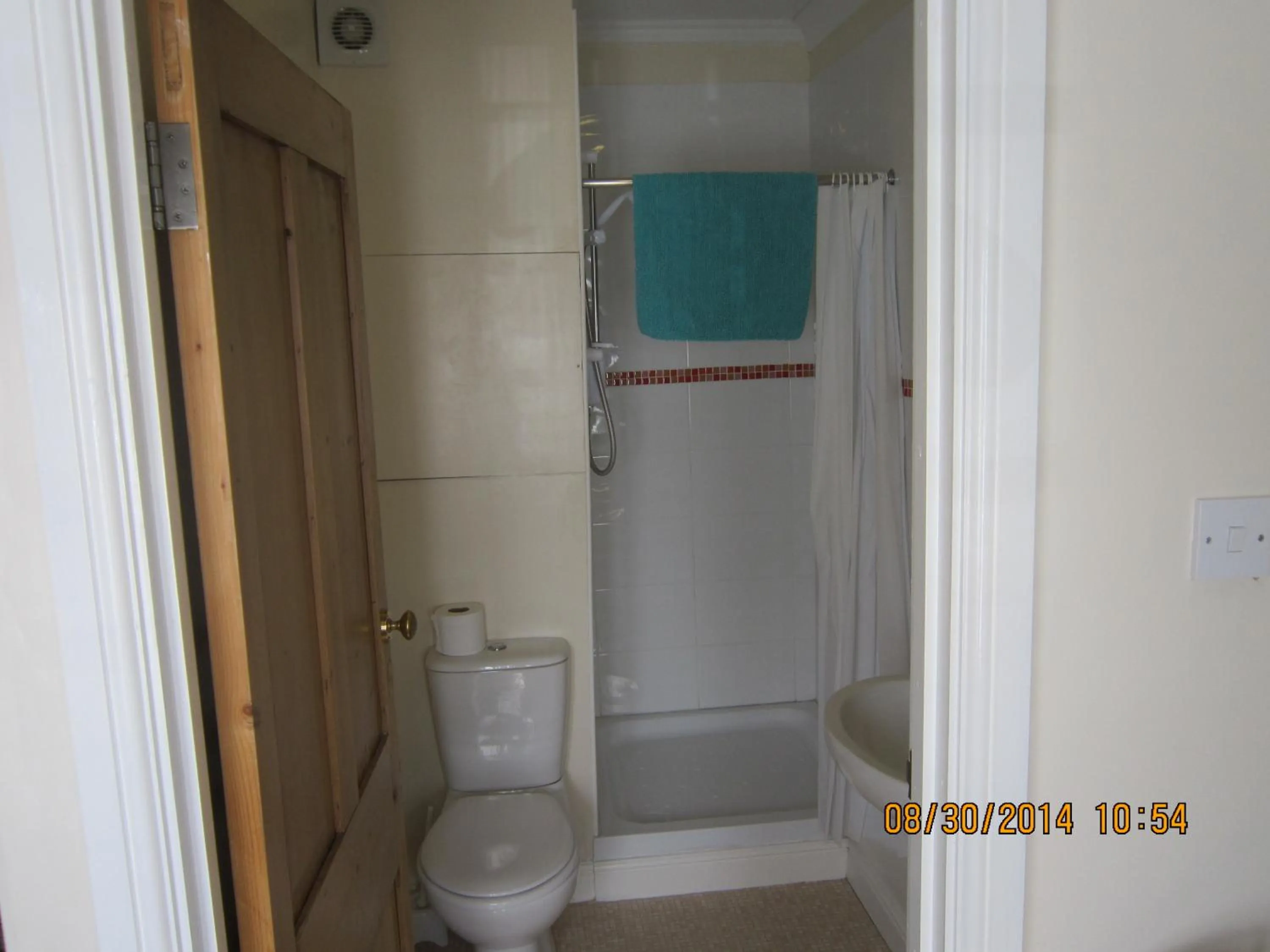 Bathroom in Queen Mary Inn