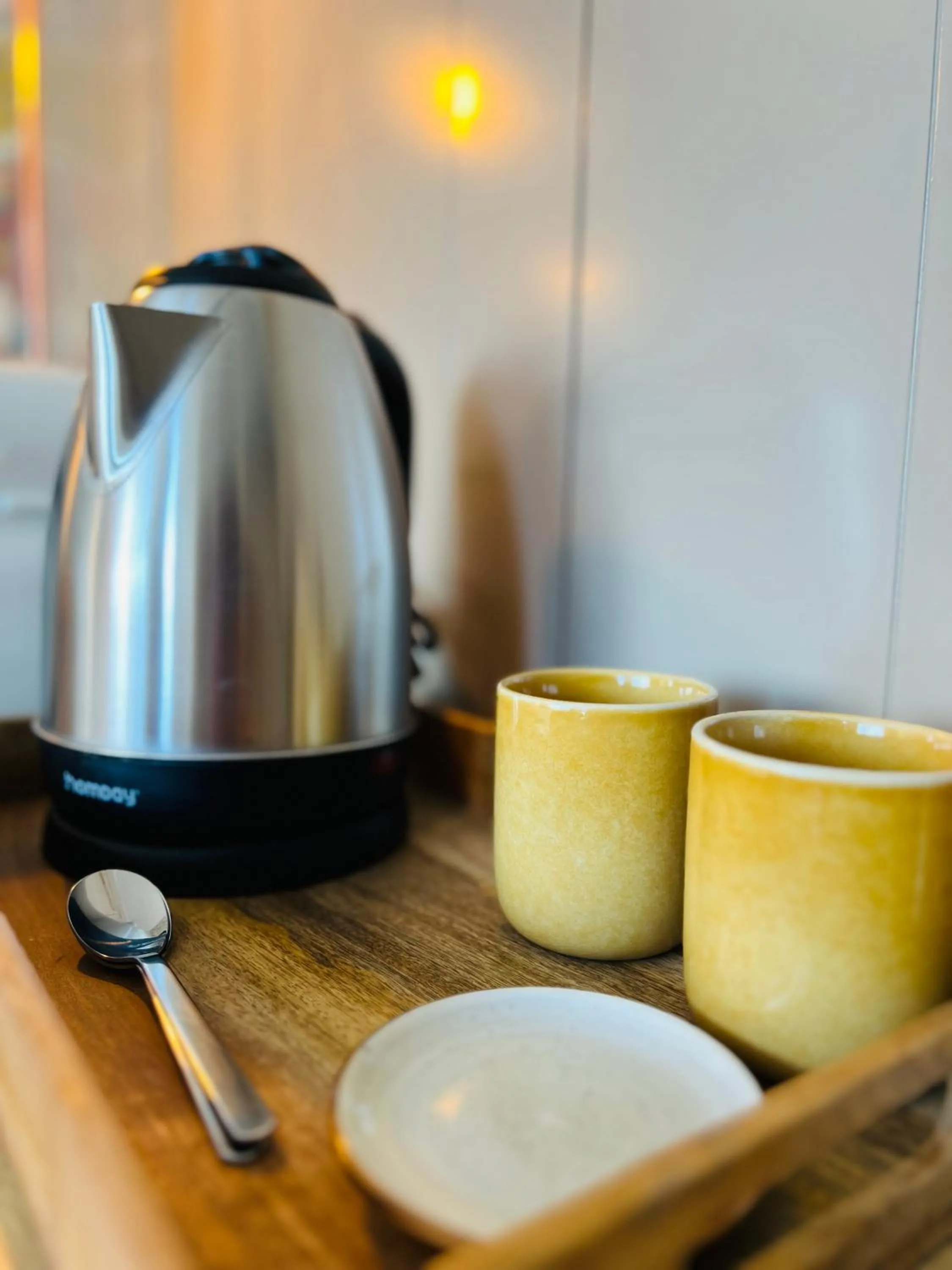 Coffee/tea facilities in Motel Les Broussailles