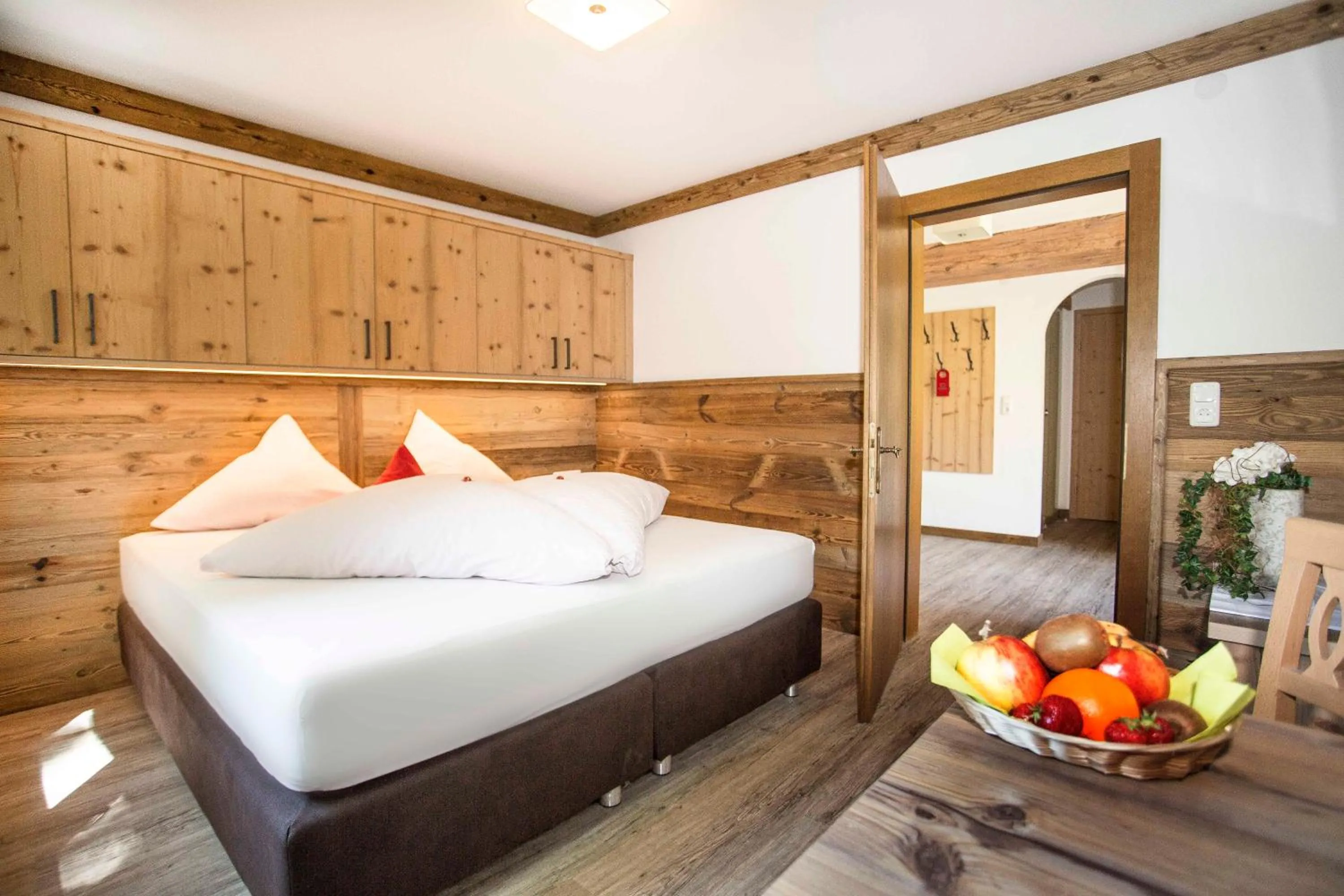 Photo of the whole room, Bed in Gasthof zum Wilden Kaiser