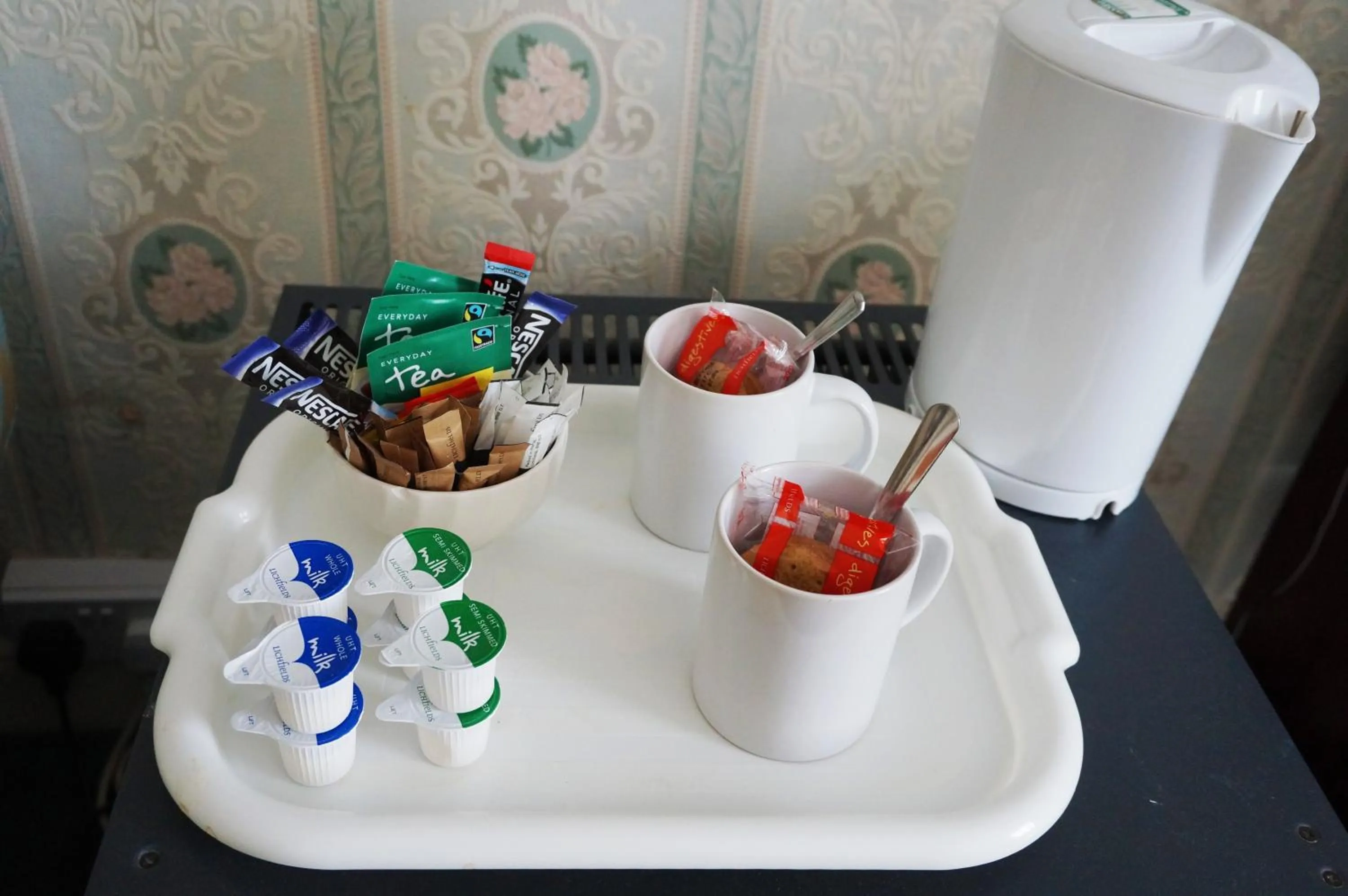Coffee/tea facilities in Greyfriars Lodge Canterbury