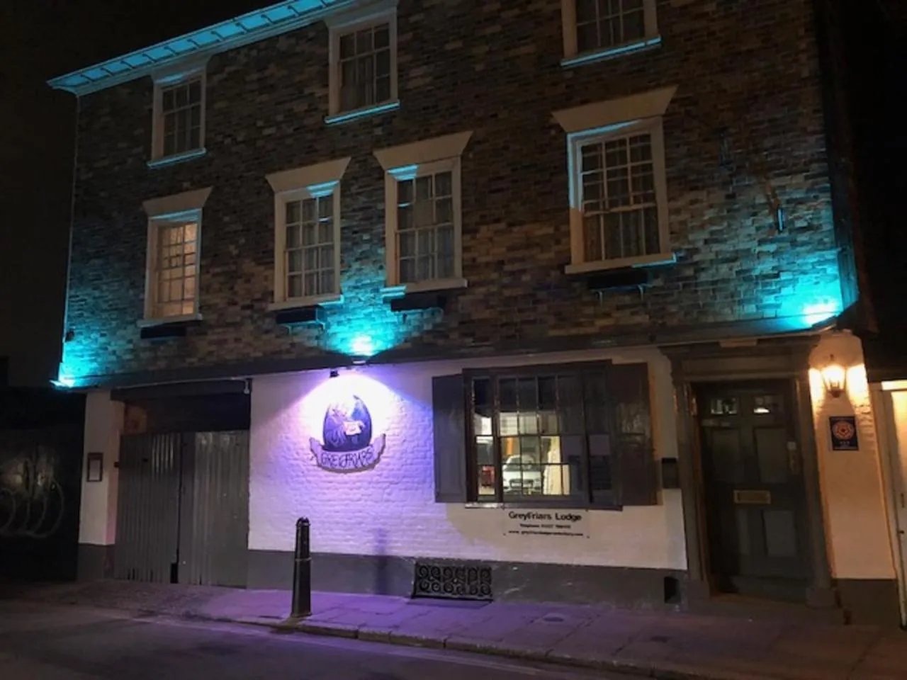 Facade/entrance in Greyfriars Lodge Canterbury