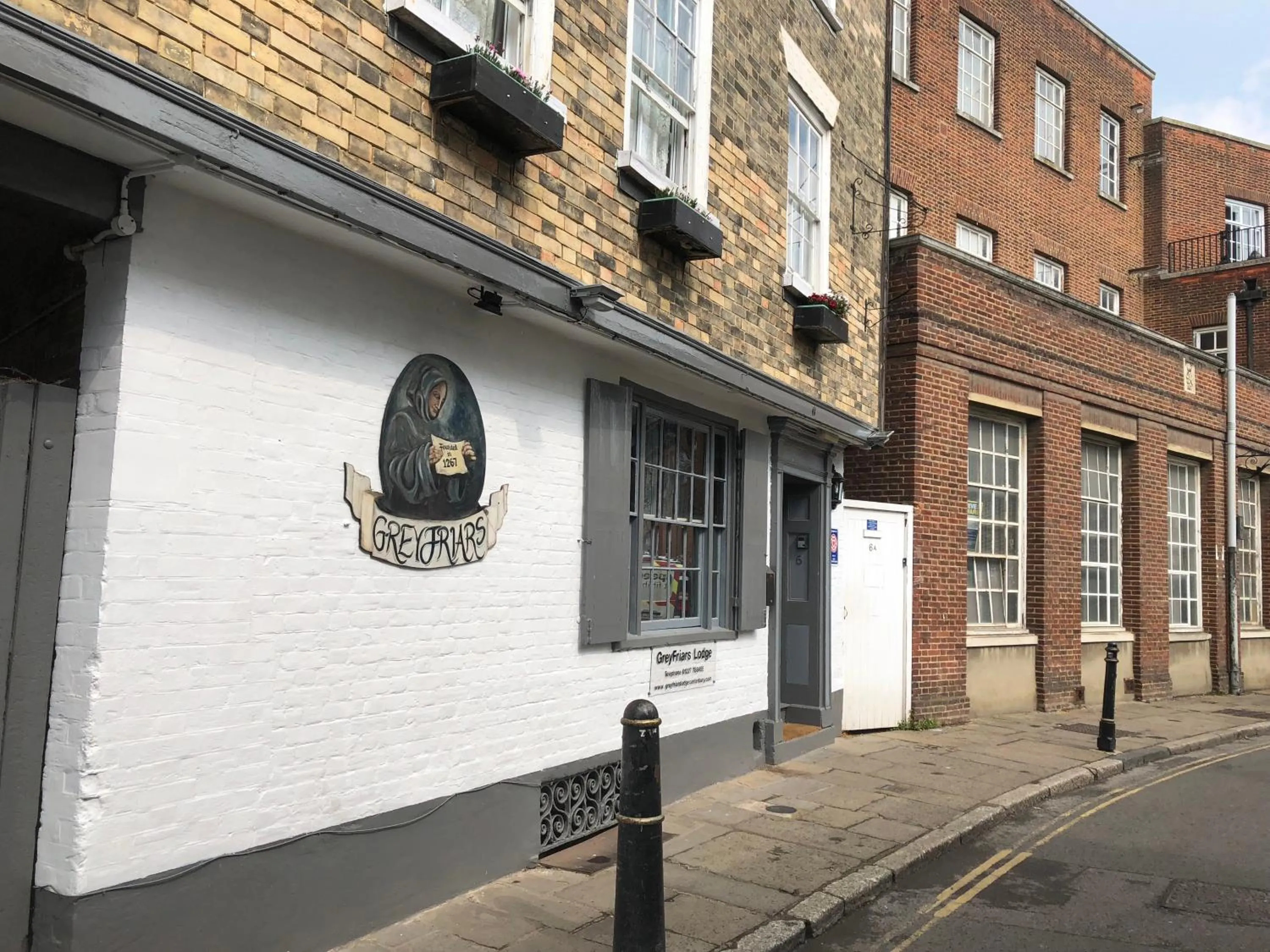Facade/entrance in Greyfriars Lodge Canterbury