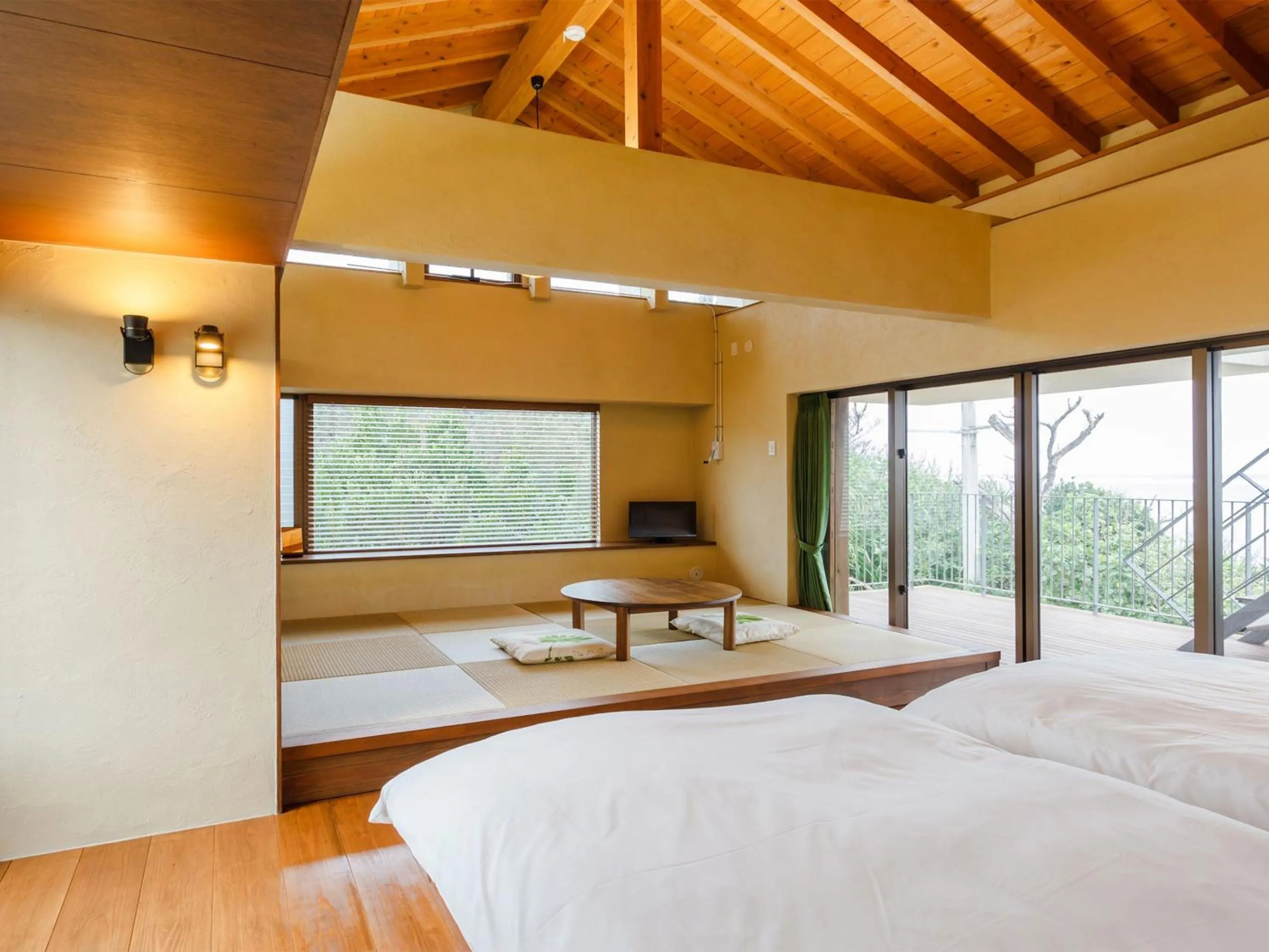 Photo of the whole room, Bed in Akabana Inn
