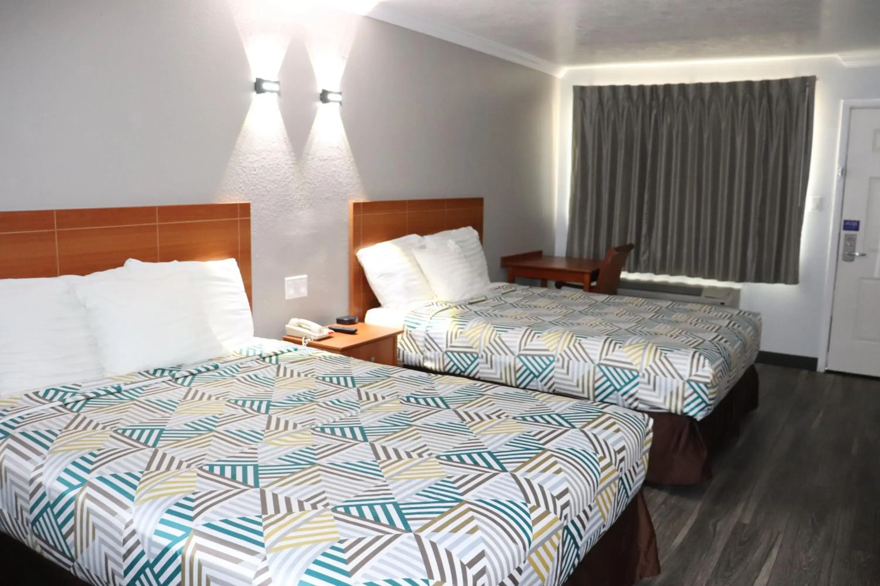 Bed in Motel 6-Alvin, TX Bed in Motel 6-Alvin, TX