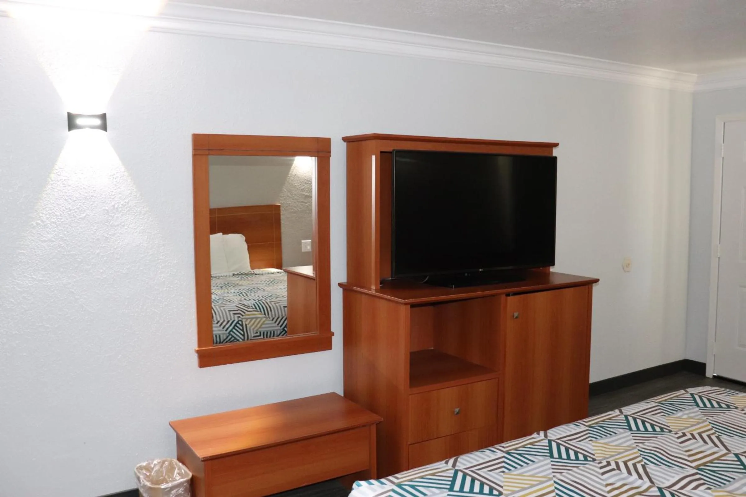 Bed in Motel 6-Alvin, TX