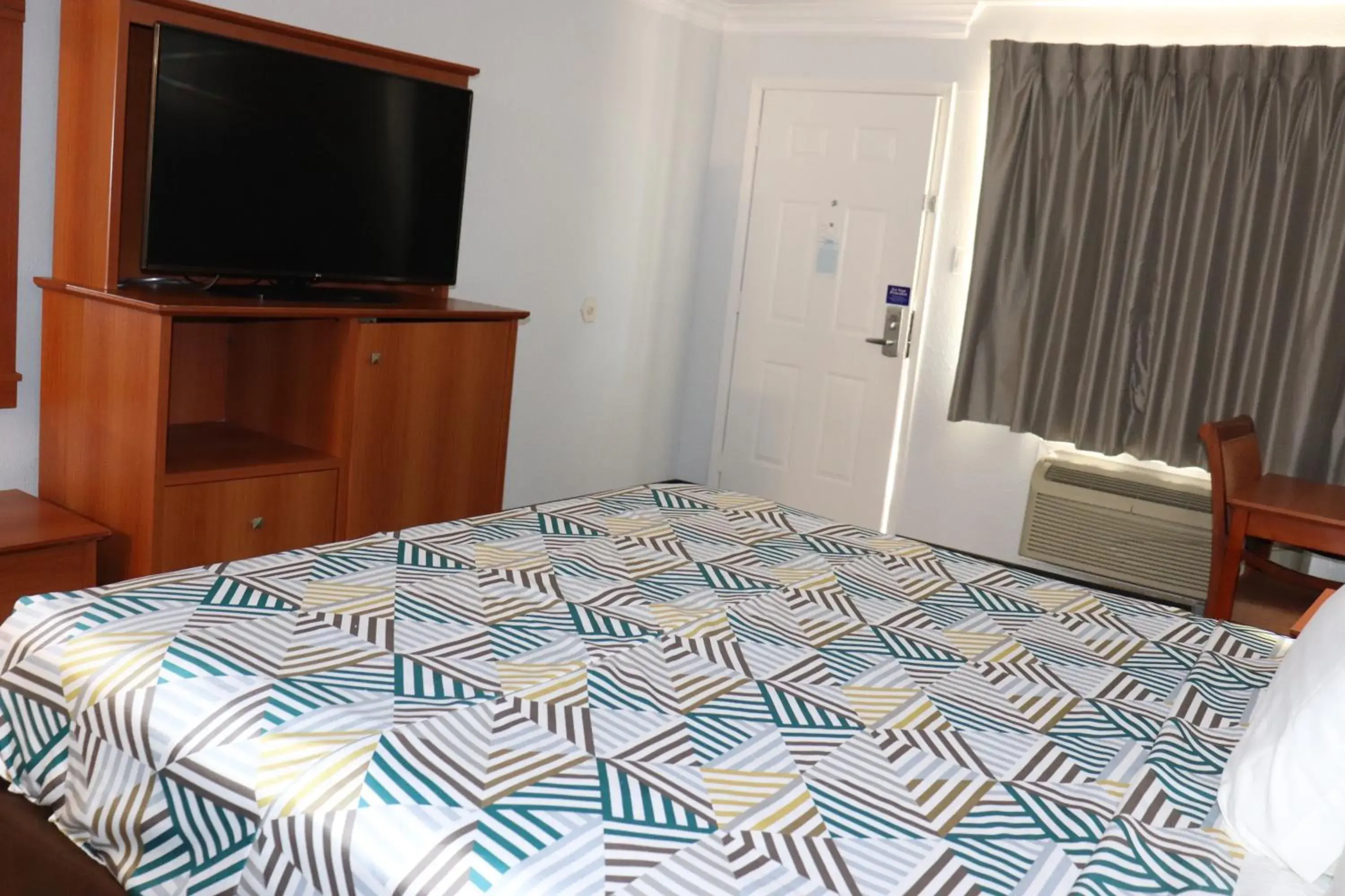 Bed in Motel 6-Alvin, TX Bed in Motel 6-Alvin, TX