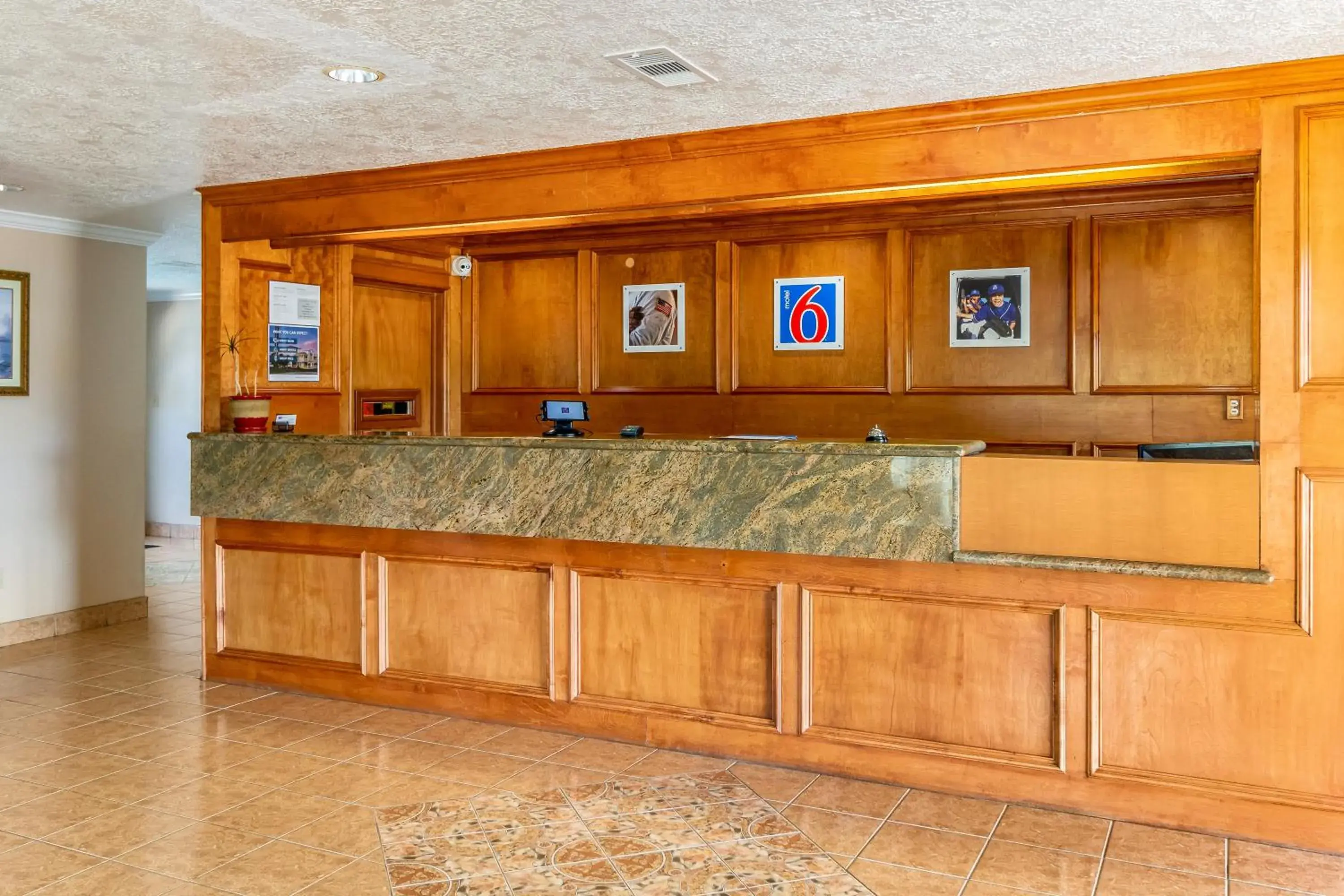Lobby or reception in Motel 6-Alvin, TX Lobby or reception in Motel 6-Alvin, TX