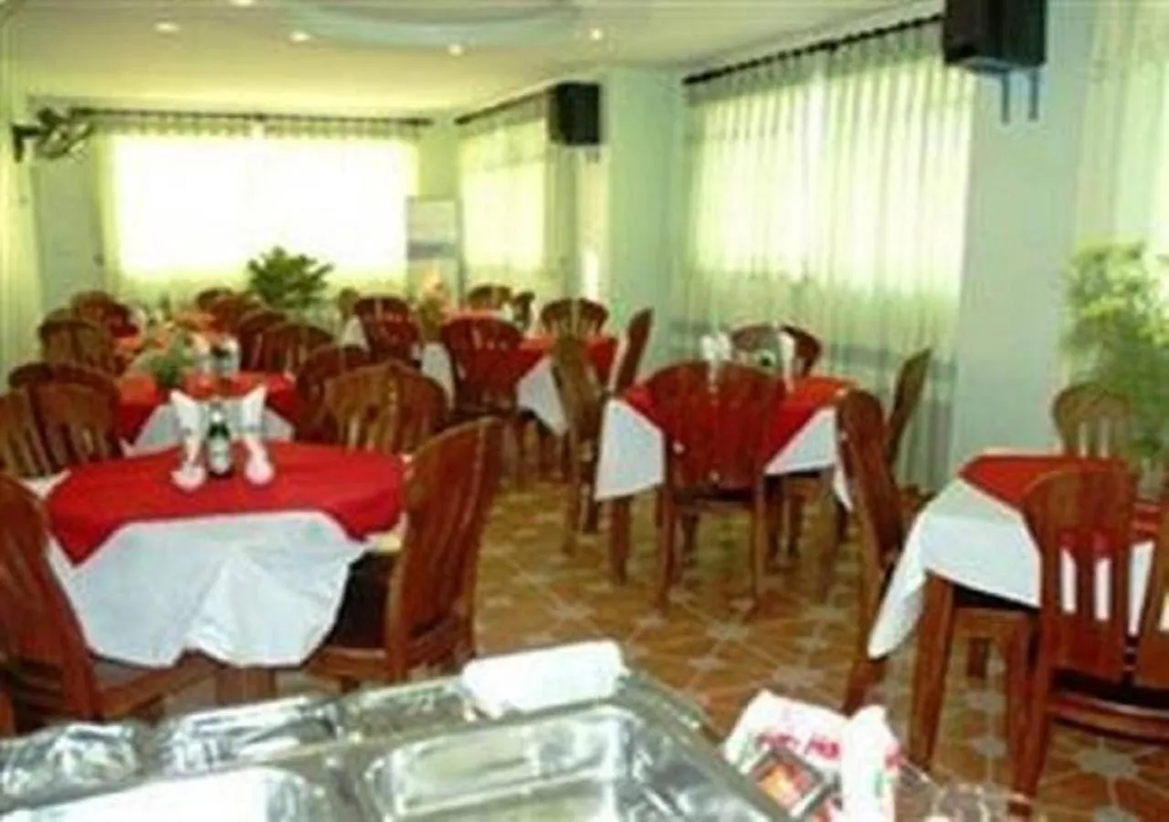 Restaurant/places to eat in Tuan Tu Hotel