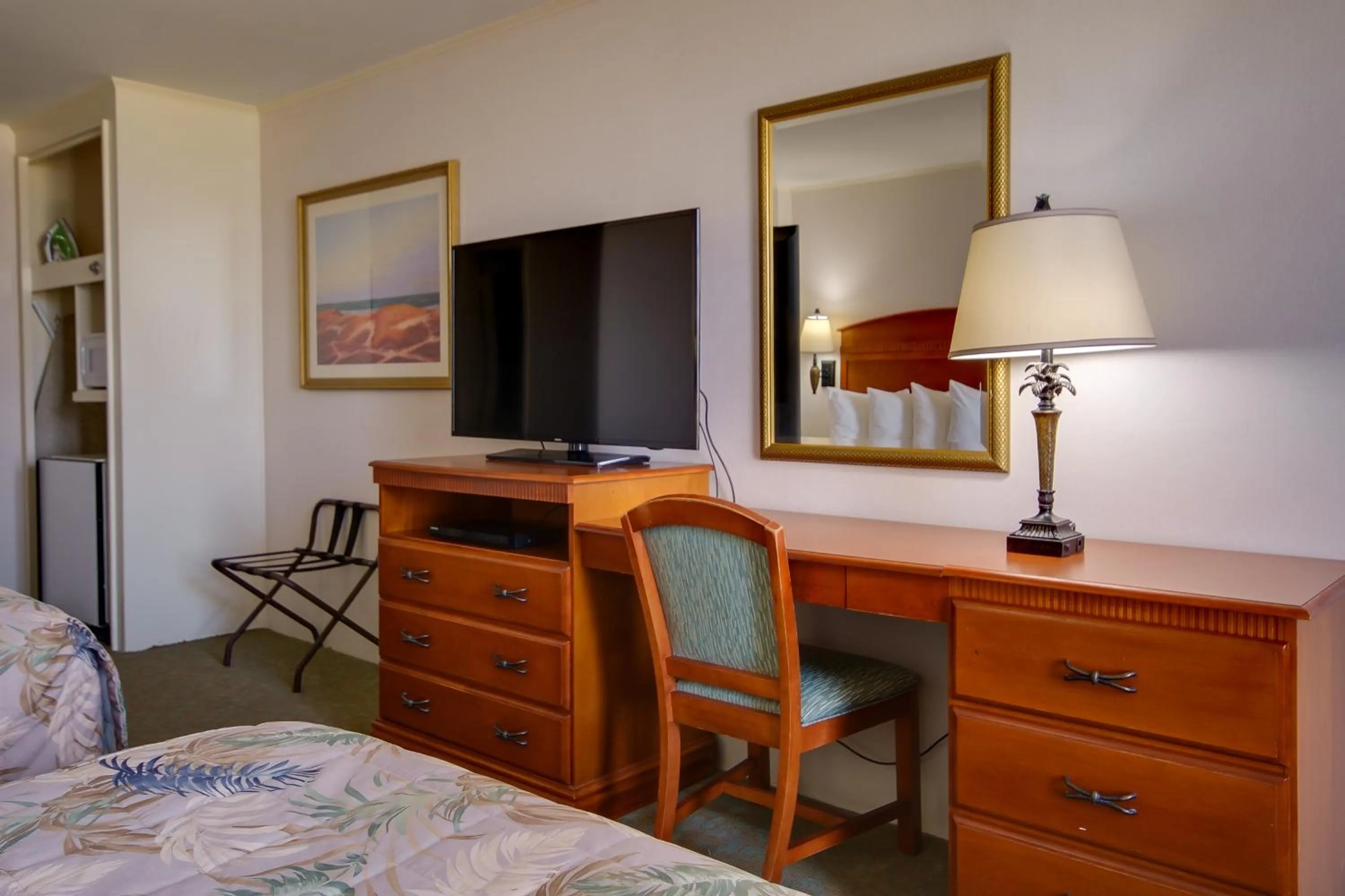 Other, Bed in Castle in the Sand