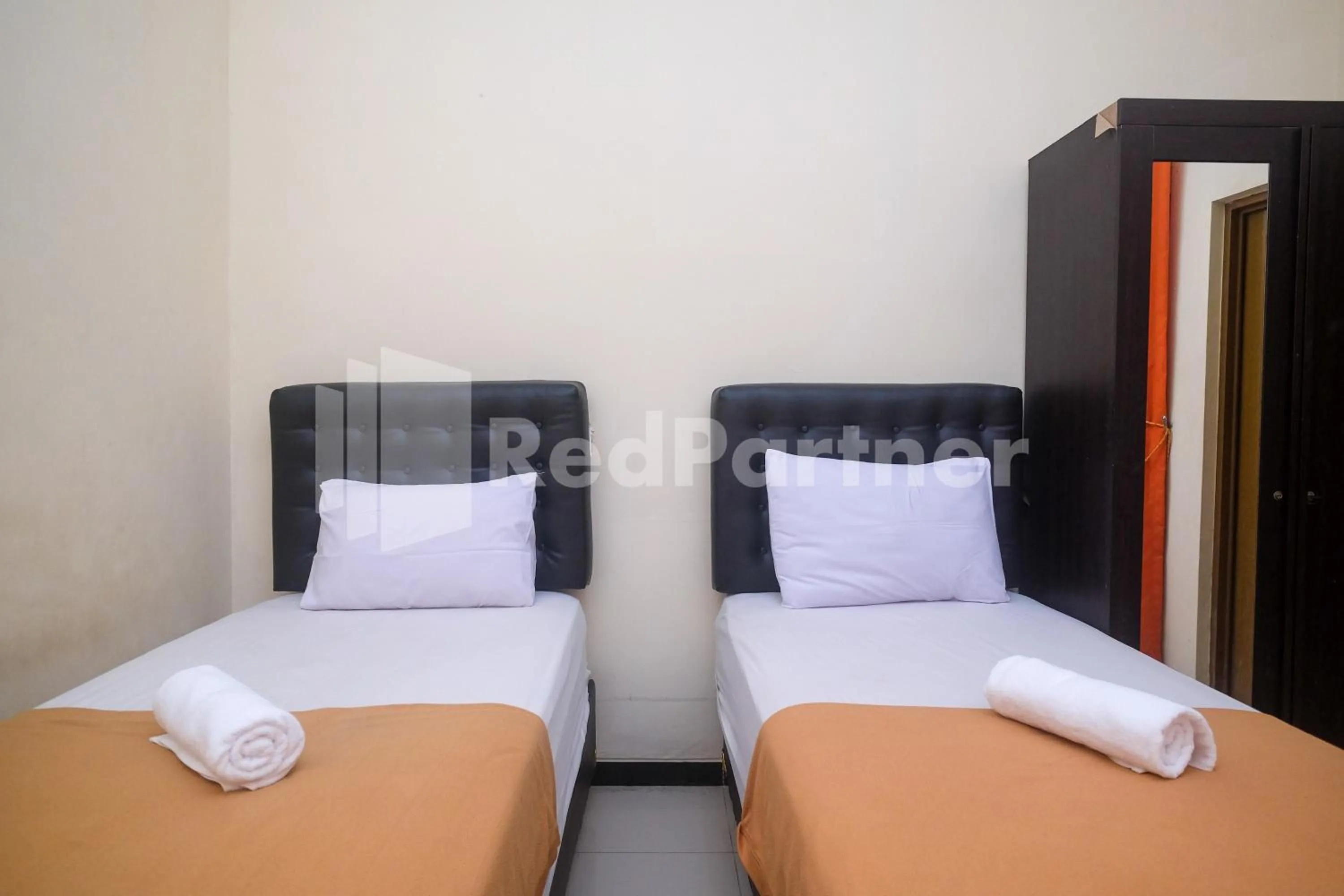 Bed in Griya Loka 1 Syariah Near RSUD Dr Kariadi Mitra RedDoorz