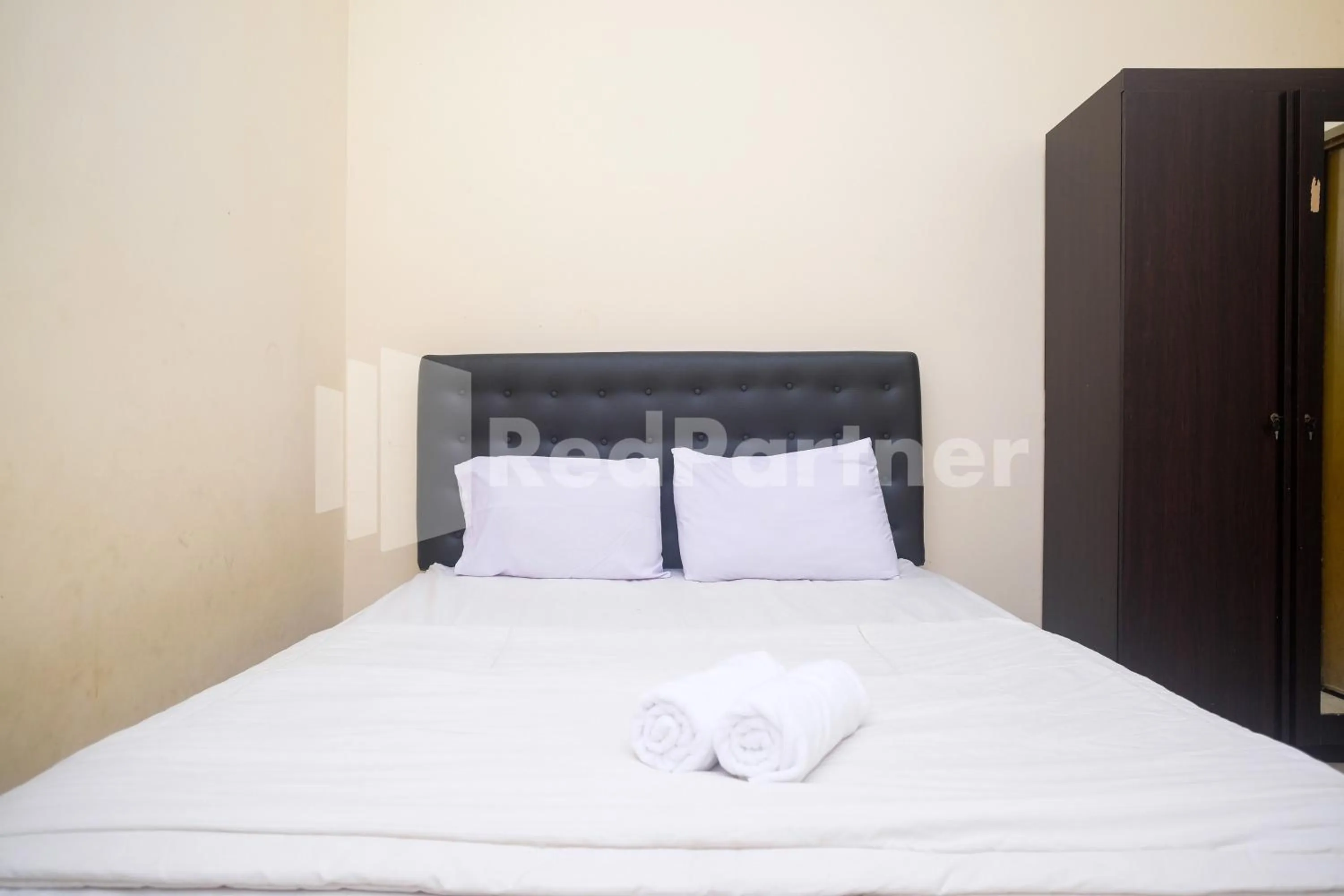 Bed in Griya Loka 1 Syariah Near RSUD Dr Kariadi Mitra RedDoorz
