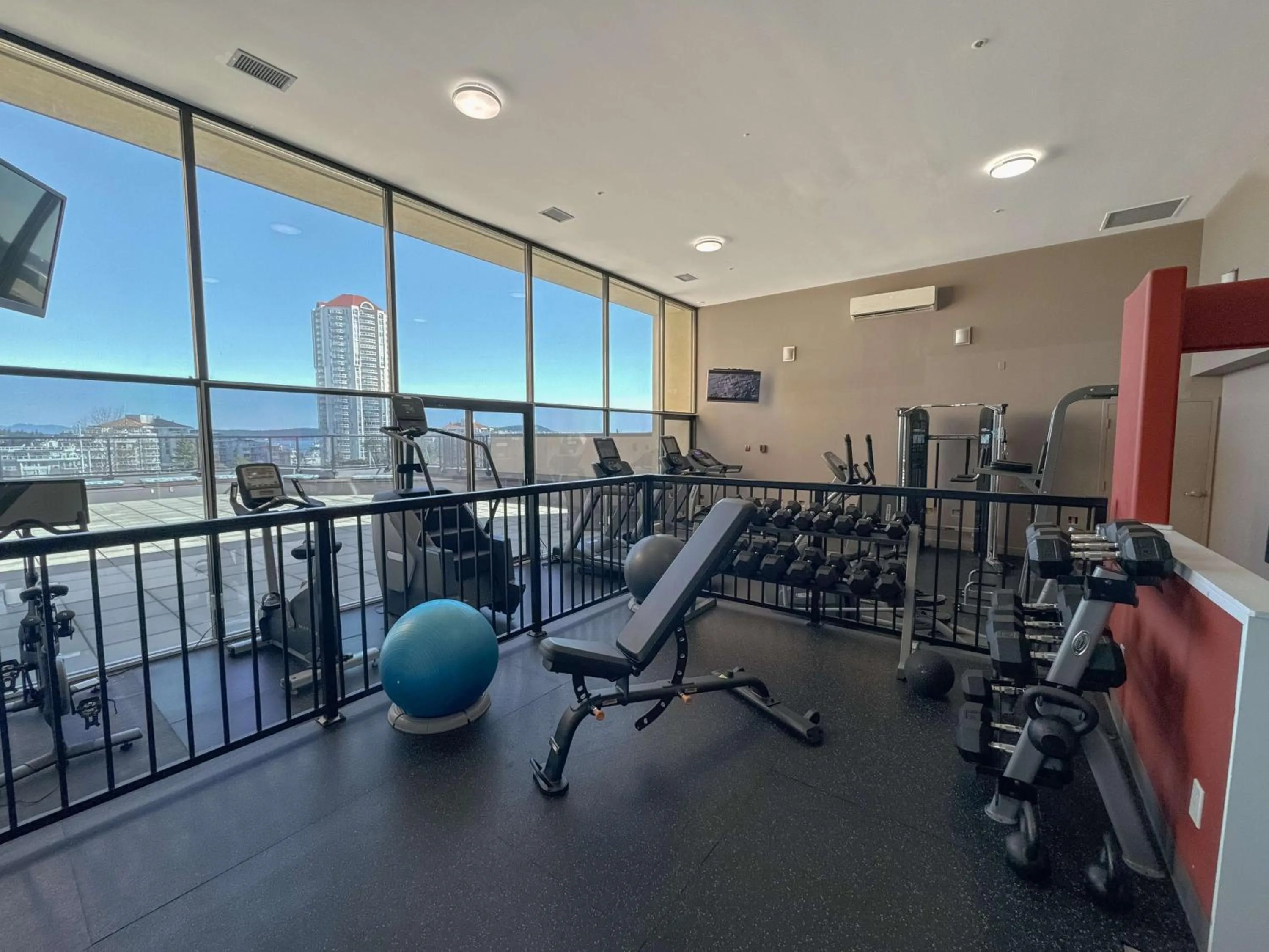 Fitness centre/facilities in Coast Bastion Hotel