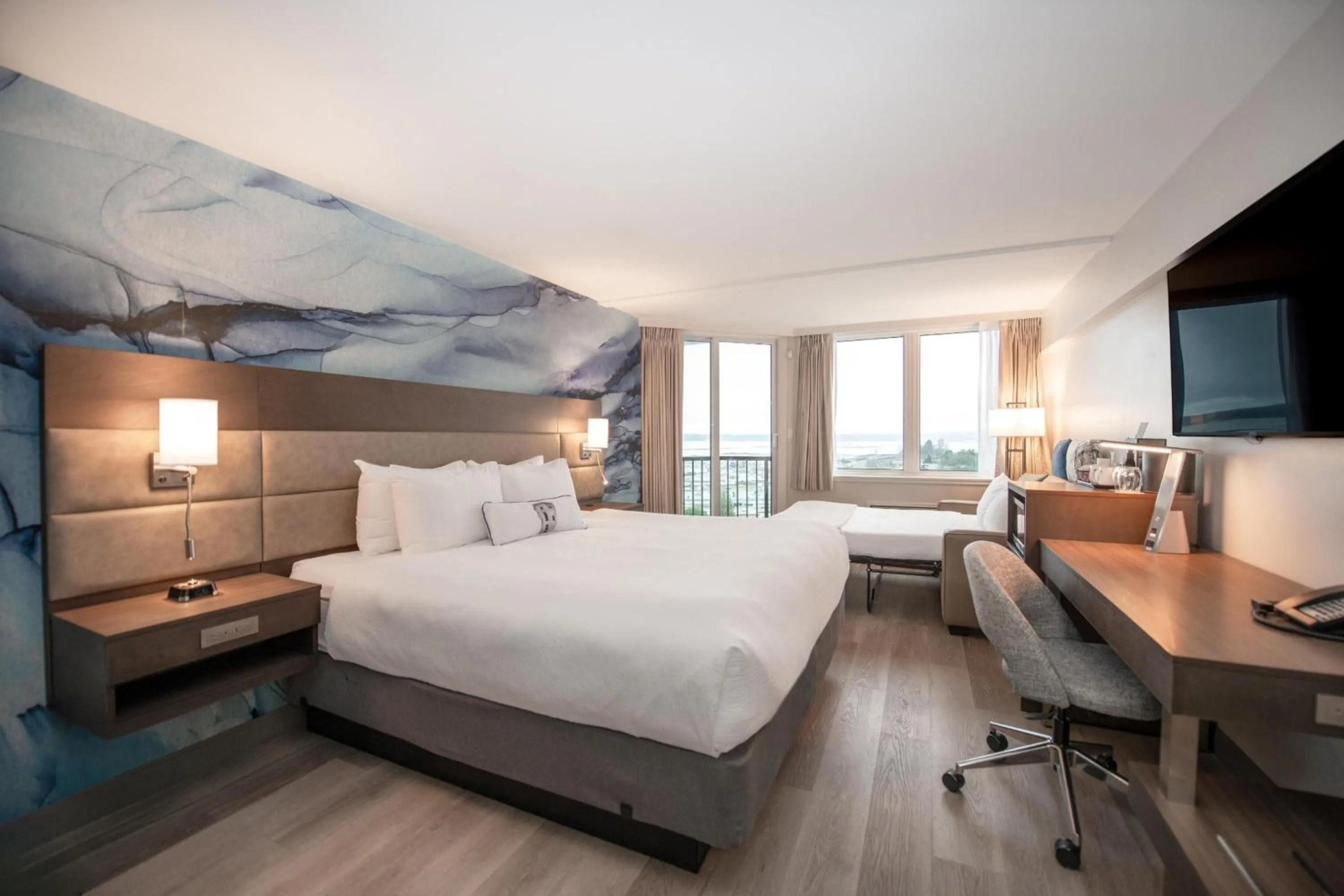 Bedroom, Bed in Coast Bastion Hotel