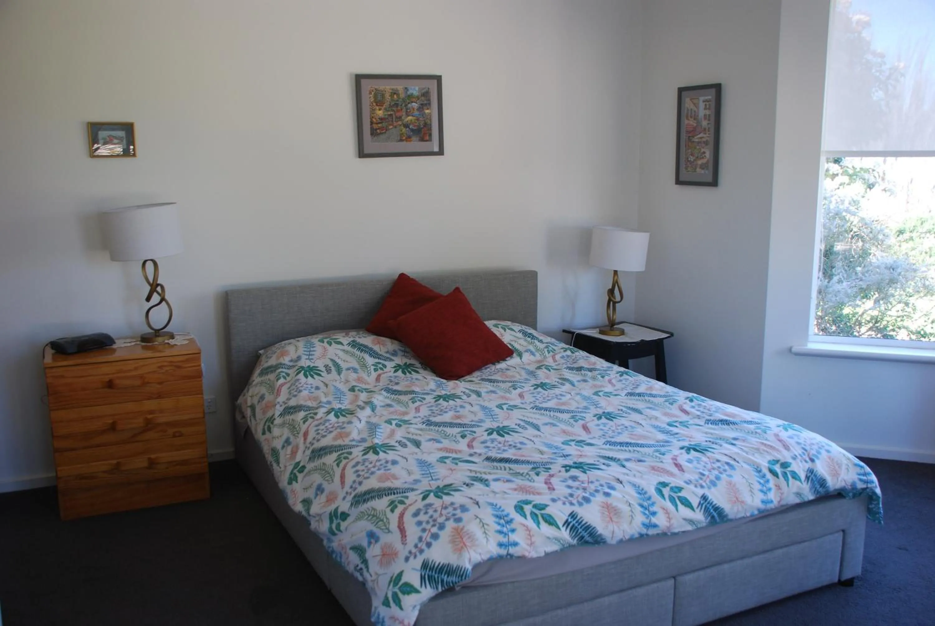 Back Valley Farmstay Bed and Breakfast