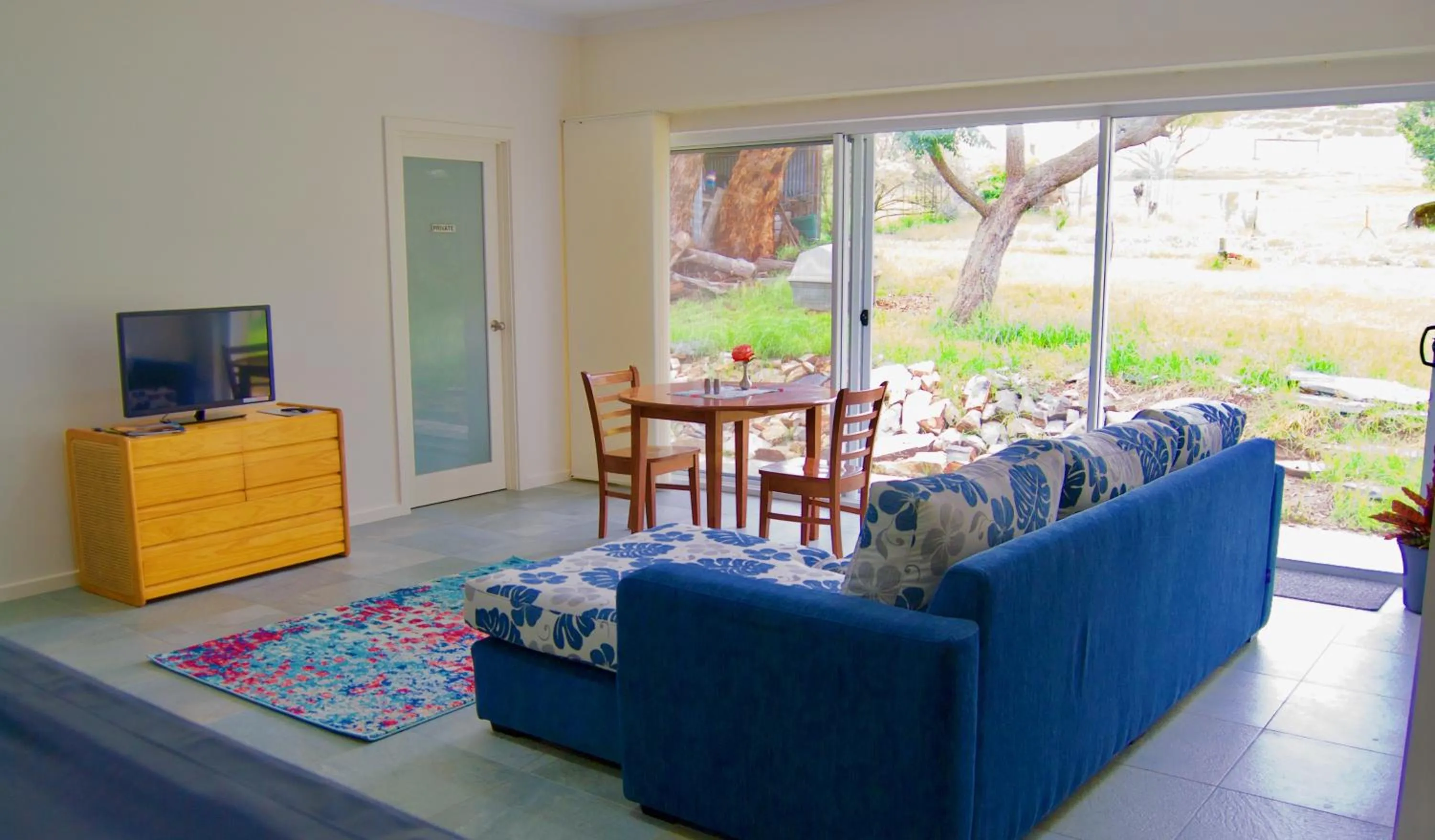 Back Valley Farmstay Bed and Breakfast