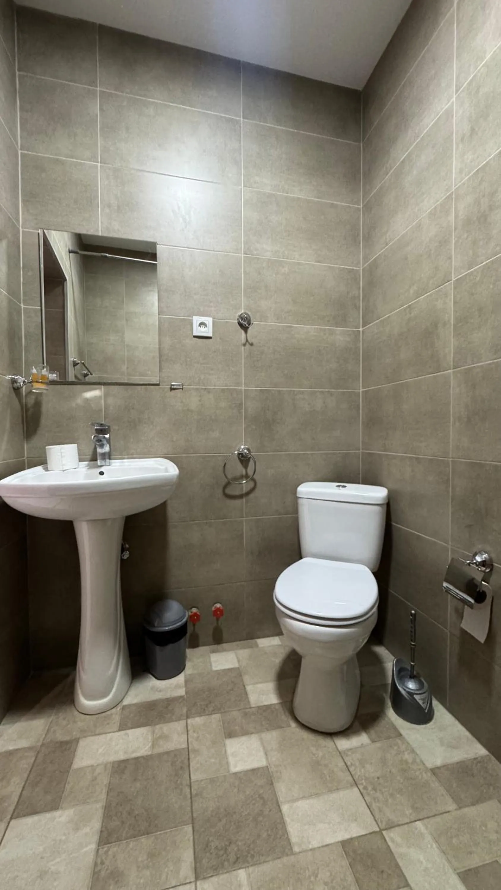 Shower in Hotel Giorgi