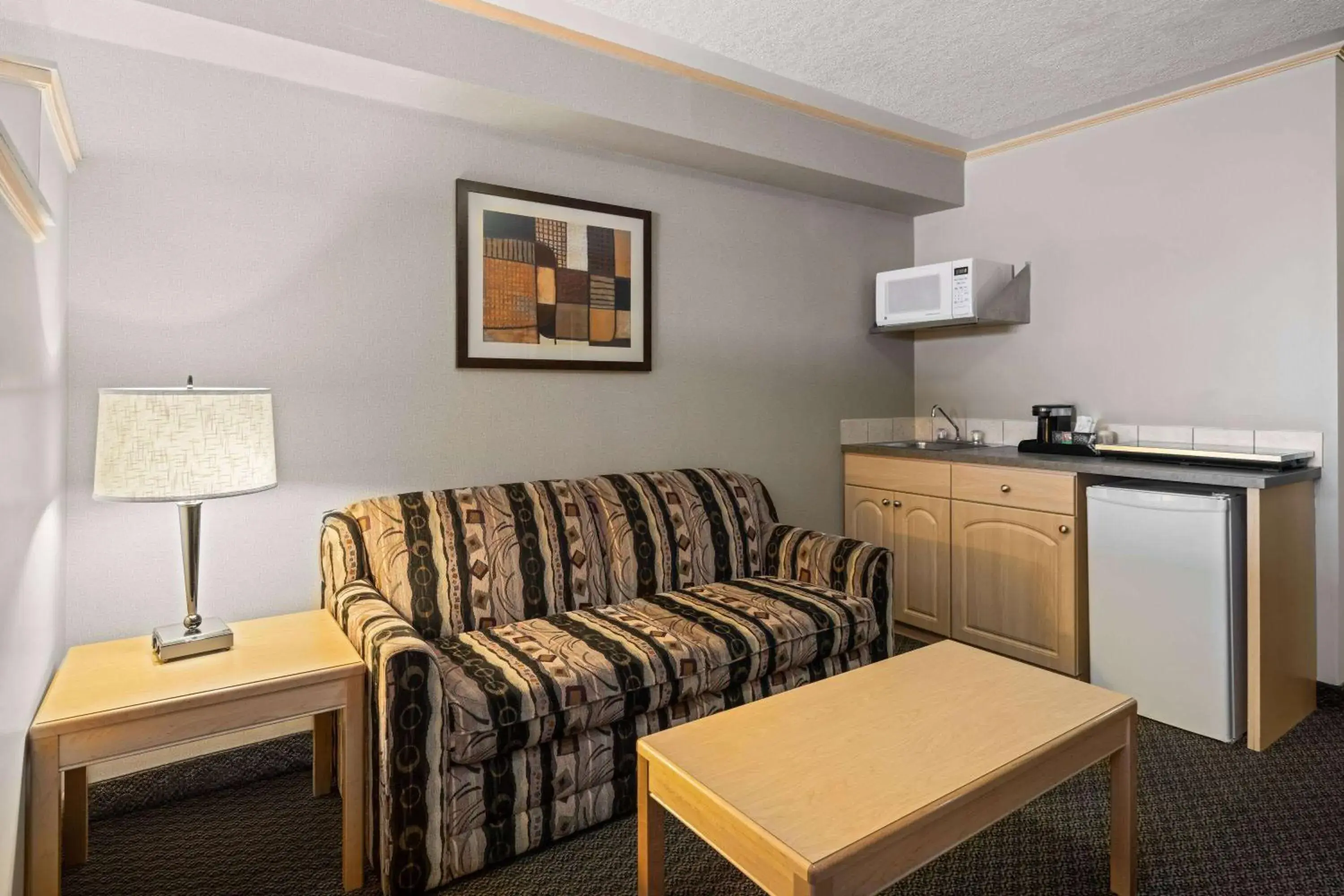 Photo of the whole room in Travelodge by Wyndham Fort McMurray Photo of the whole room in Travelodge by Wyndham Fort McMurray
