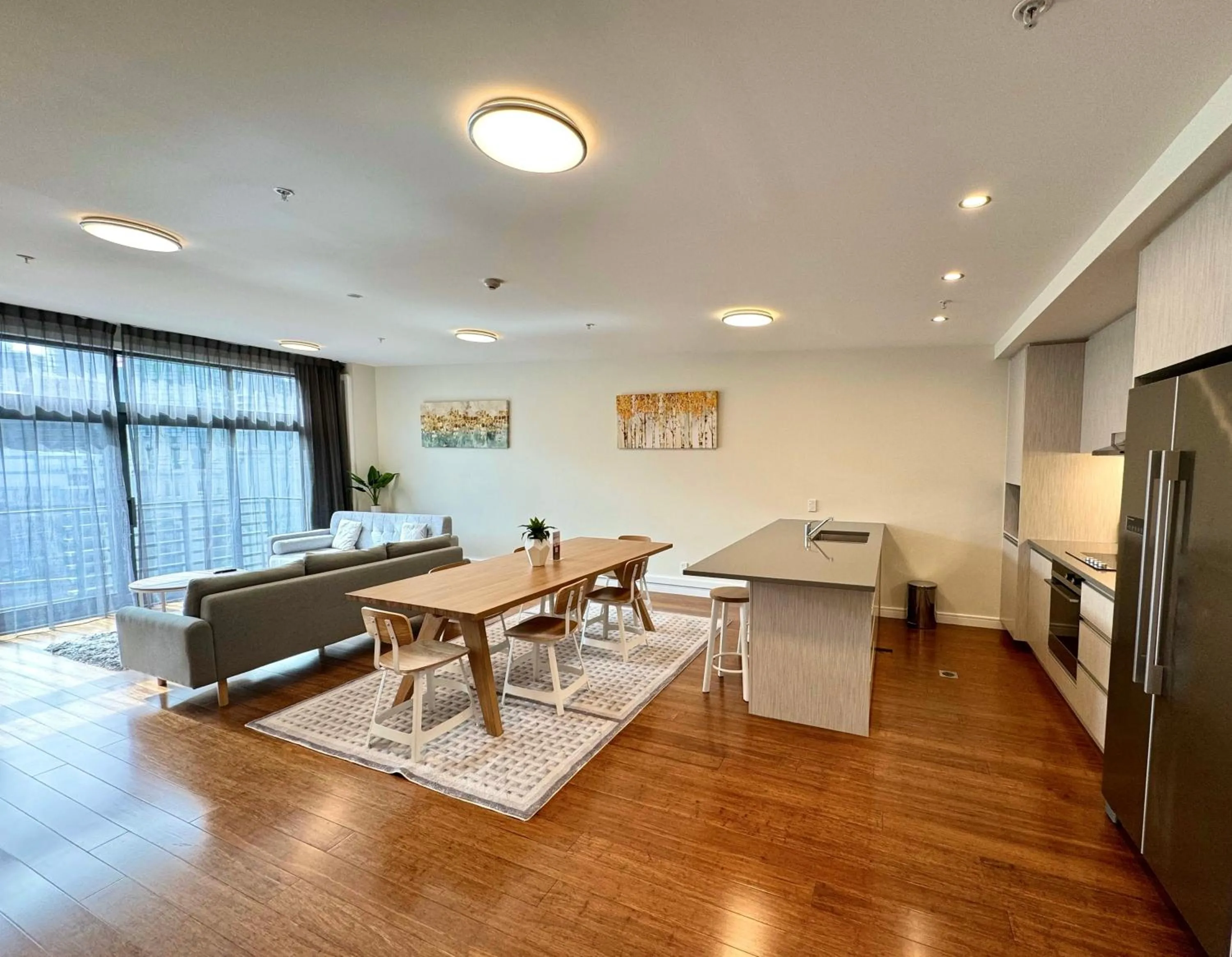 Dining area in Boulcott Suites