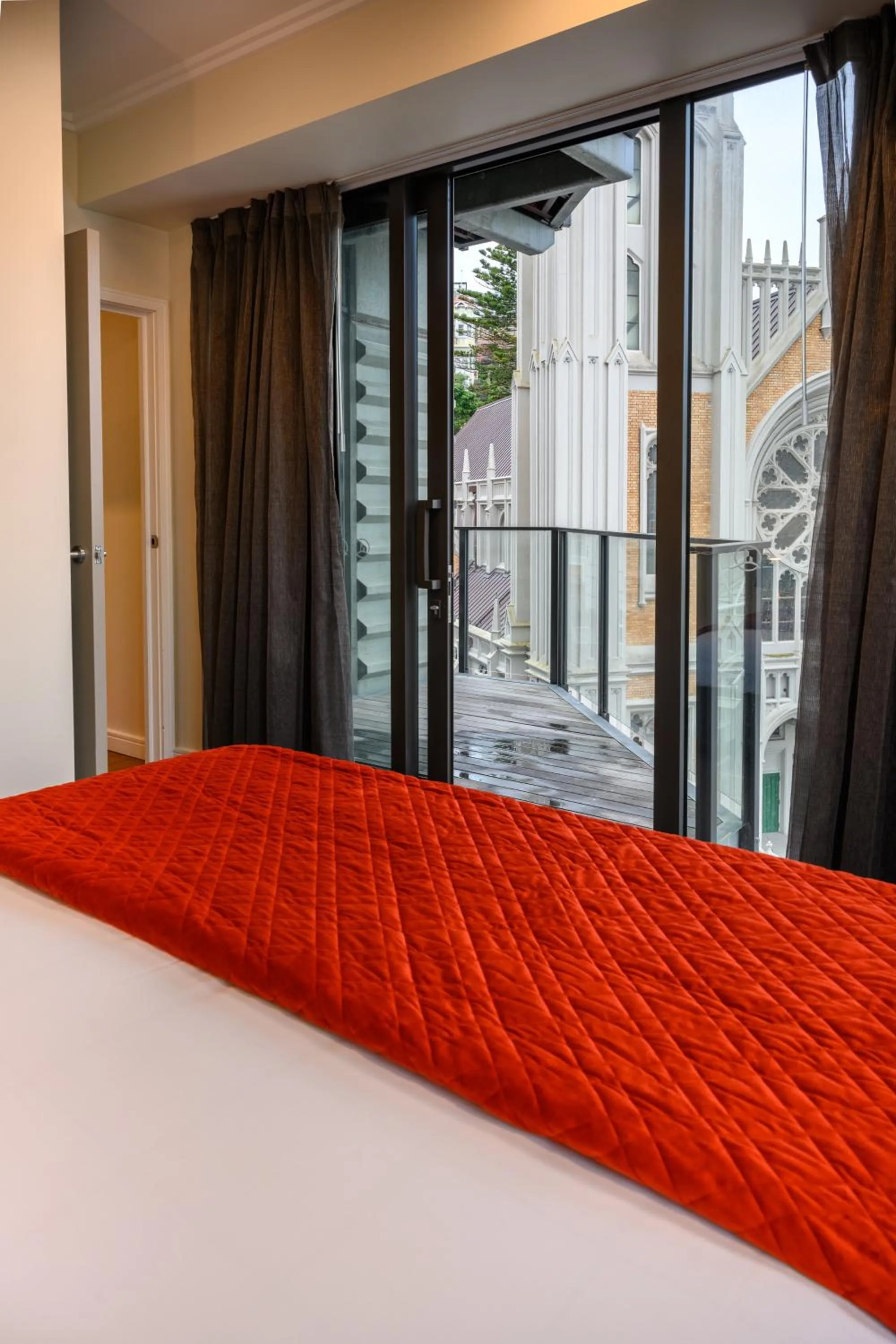 View (from property/room), Bed in Boulcott Suites