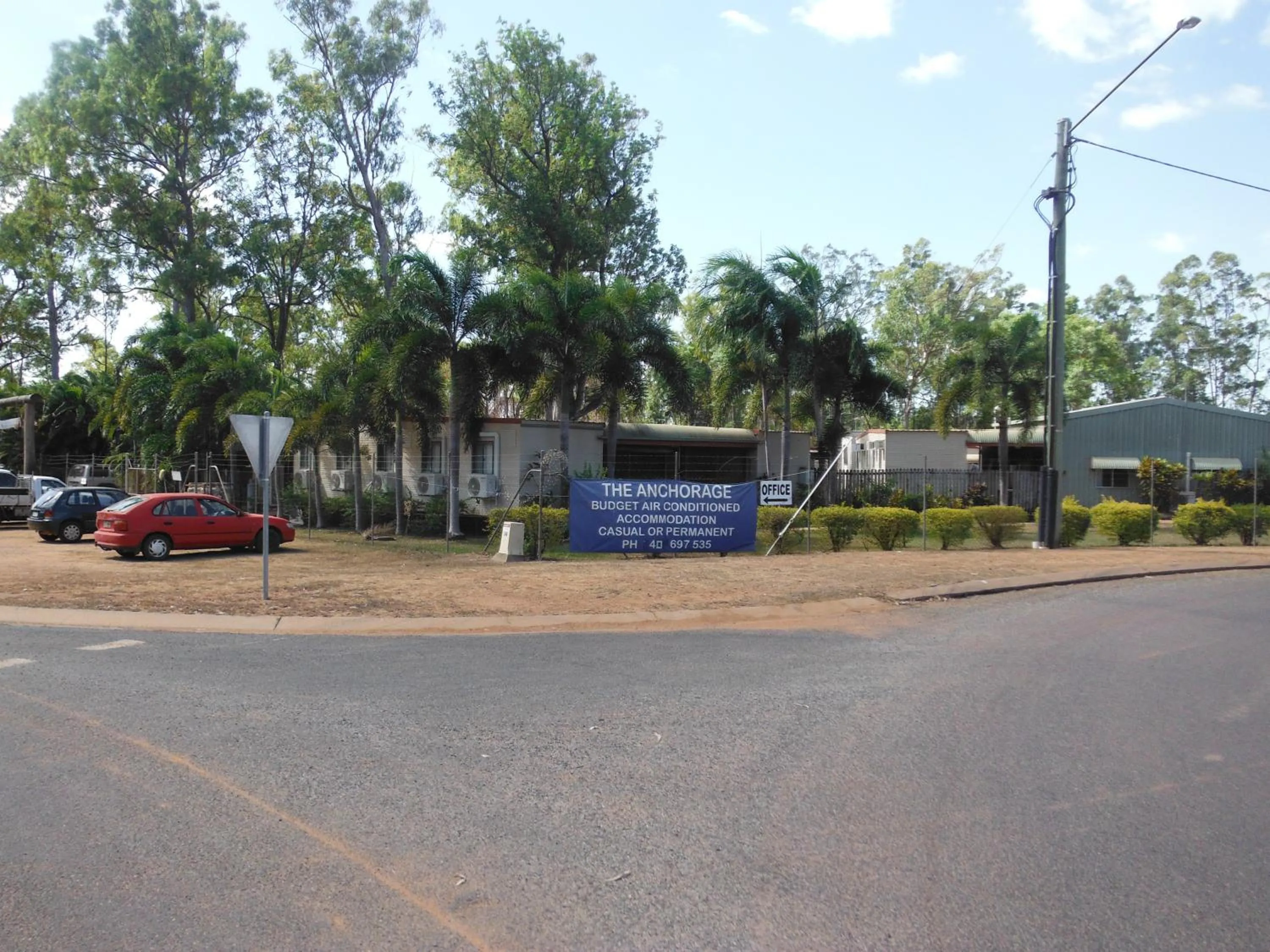 Facade/entrance in Anchorage Weipa