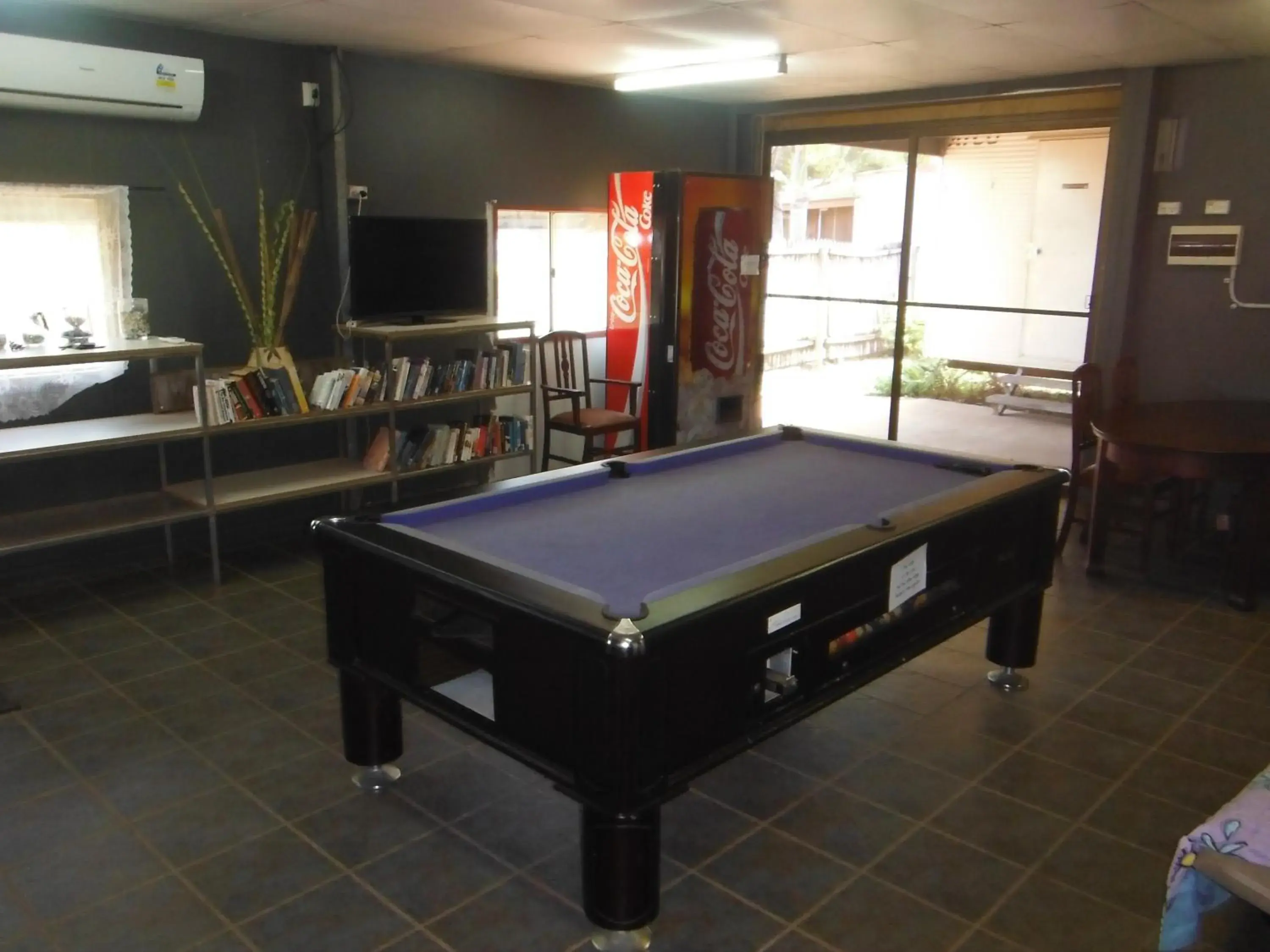Billiard in Anchorage Weipa Billiard in Anchorage Weipa