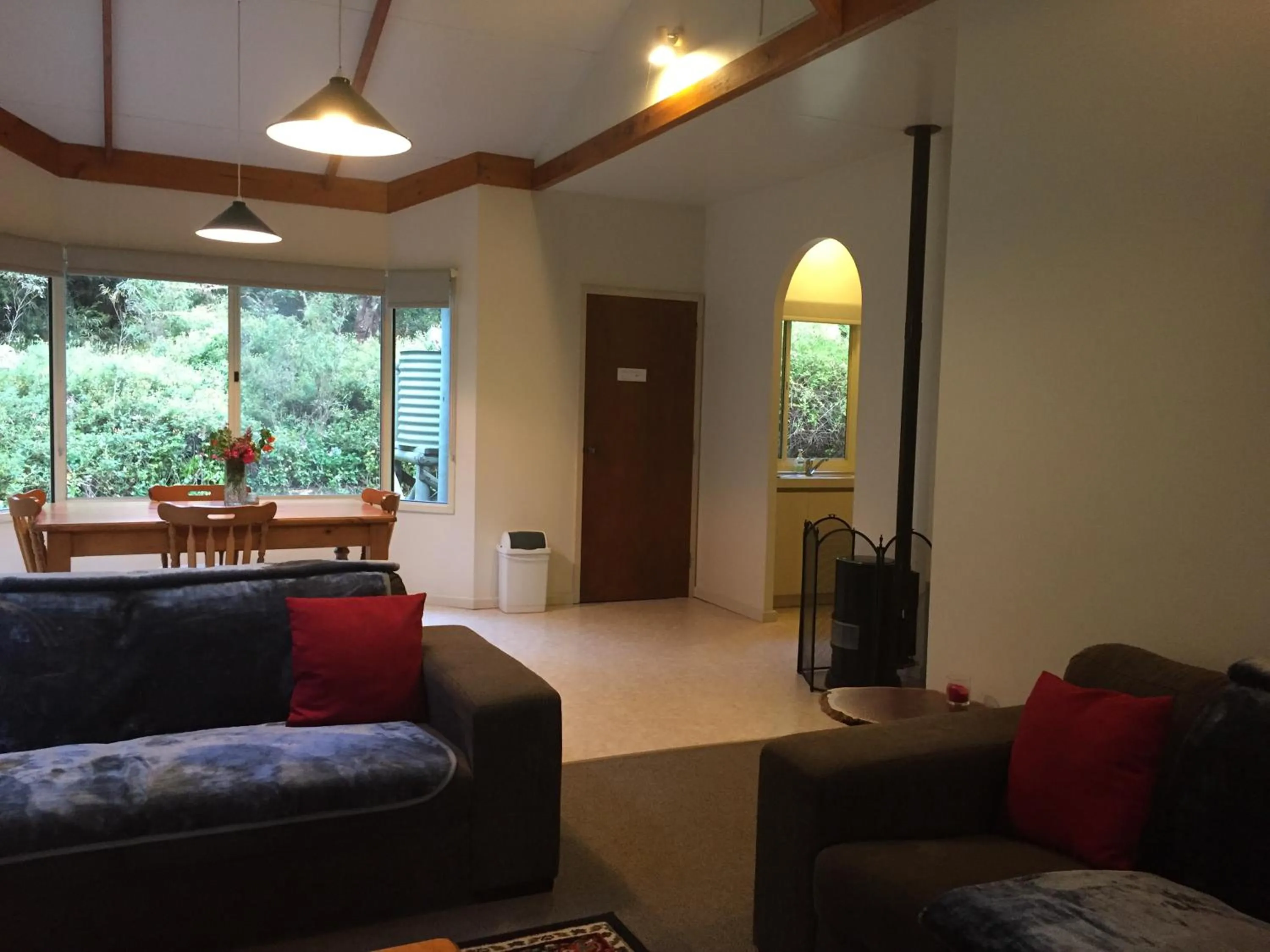 Living room in Harmony Forest Cottages & Lake side Lodge