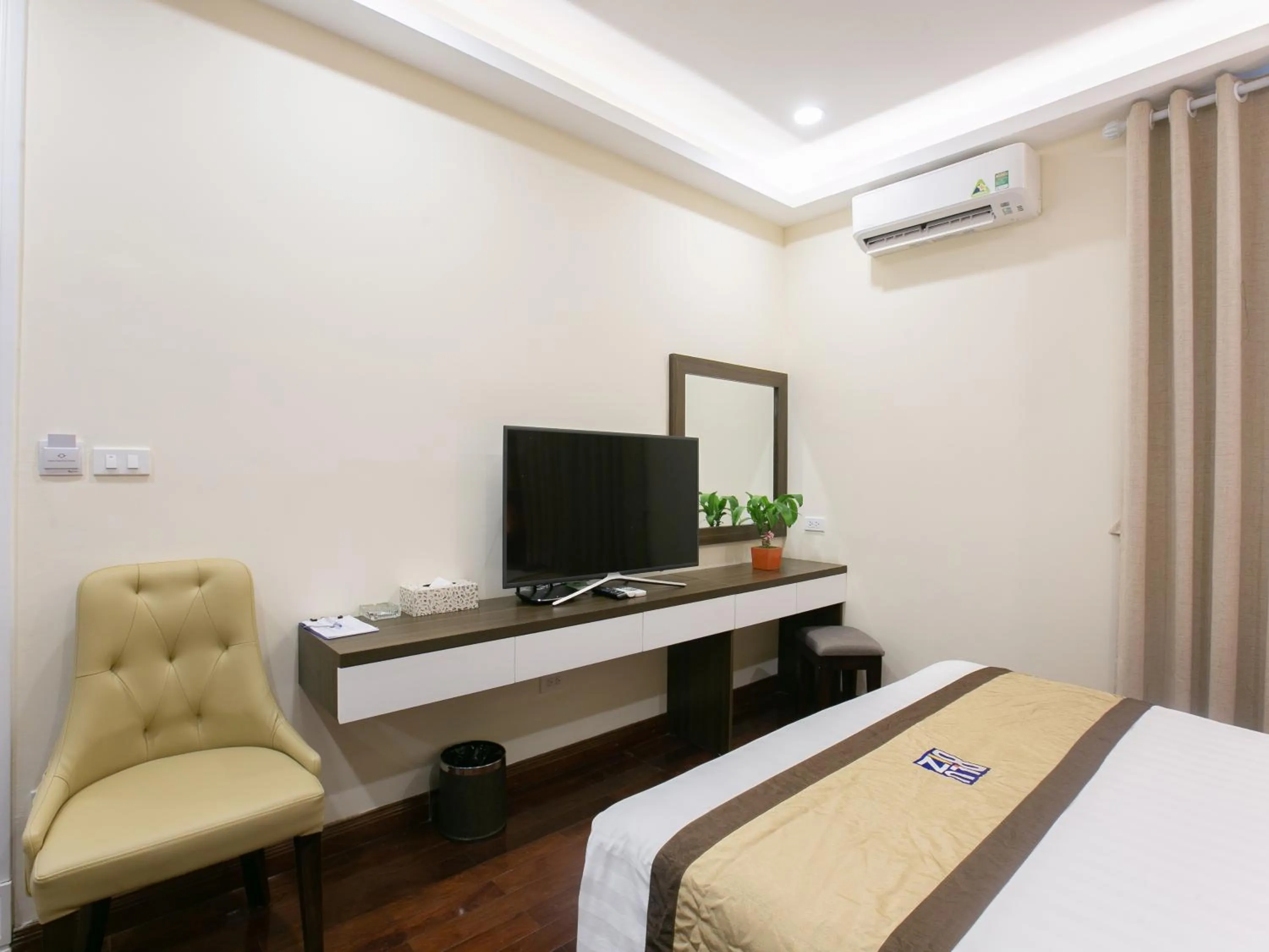 Bed in Blubiz Hotel My Dinh Song Da