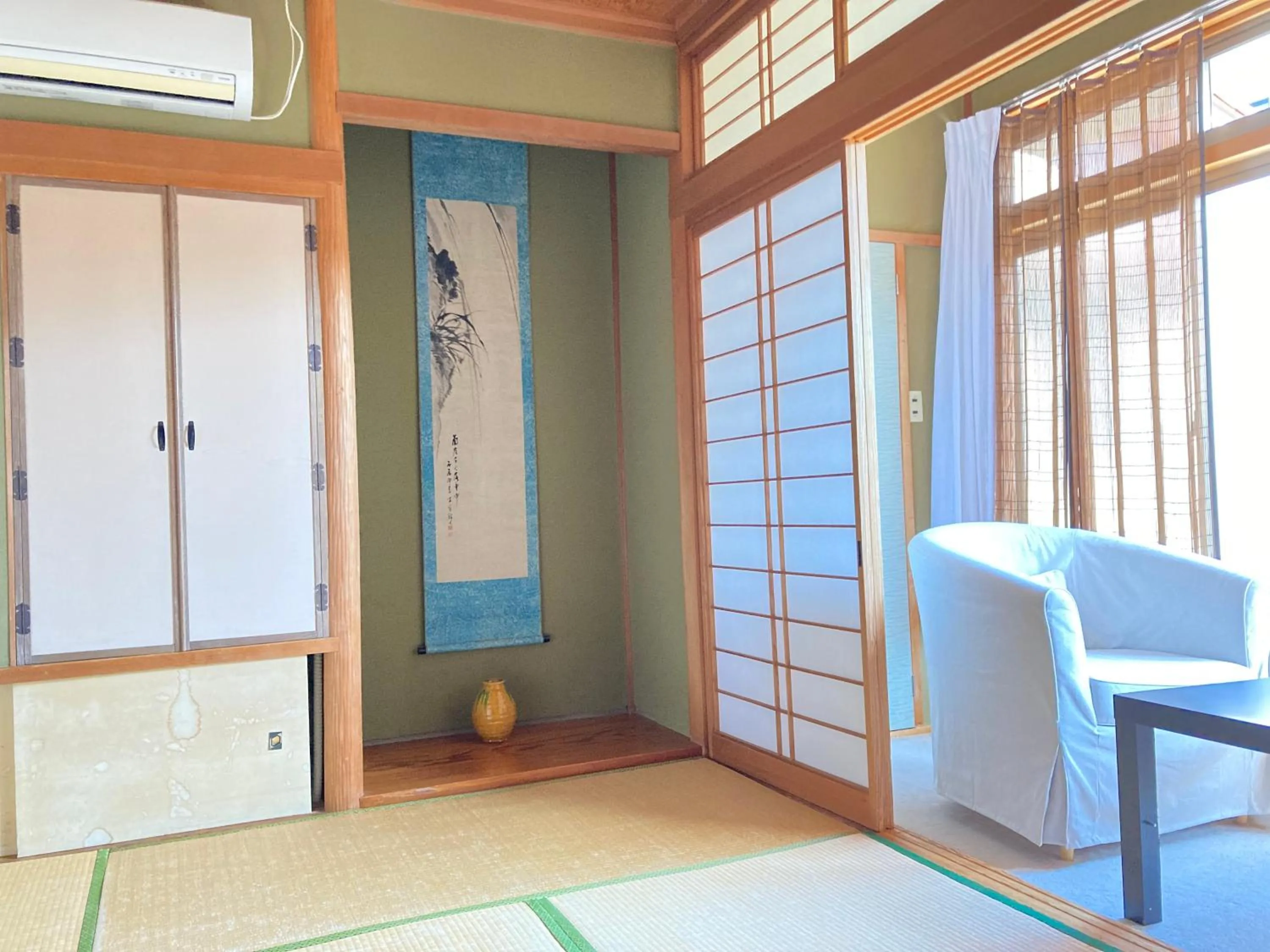 air conditioner in Guesthouse Namaste