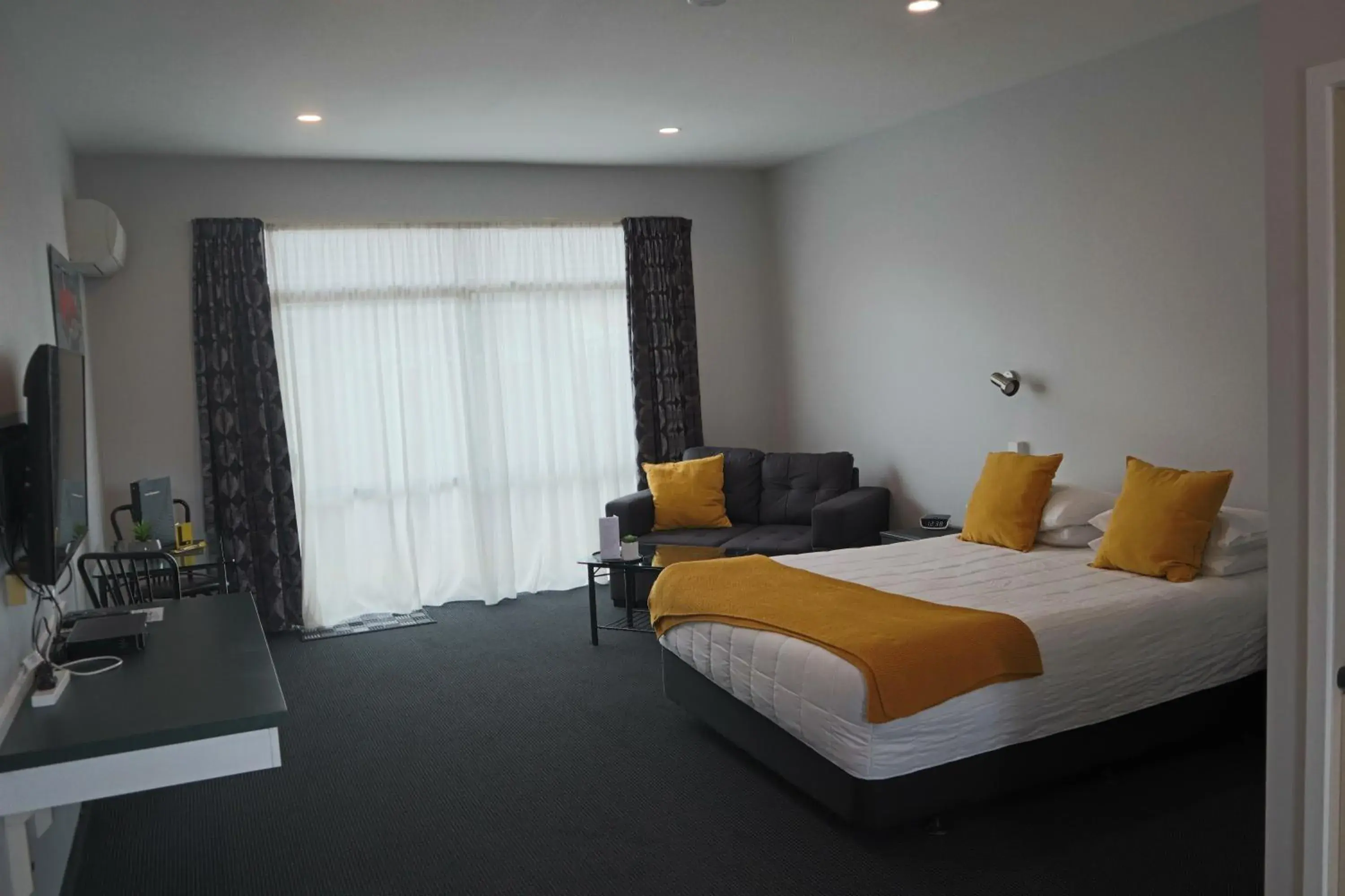 Queen Studio in Totara Lodge Queen Studio in Totara Lodge