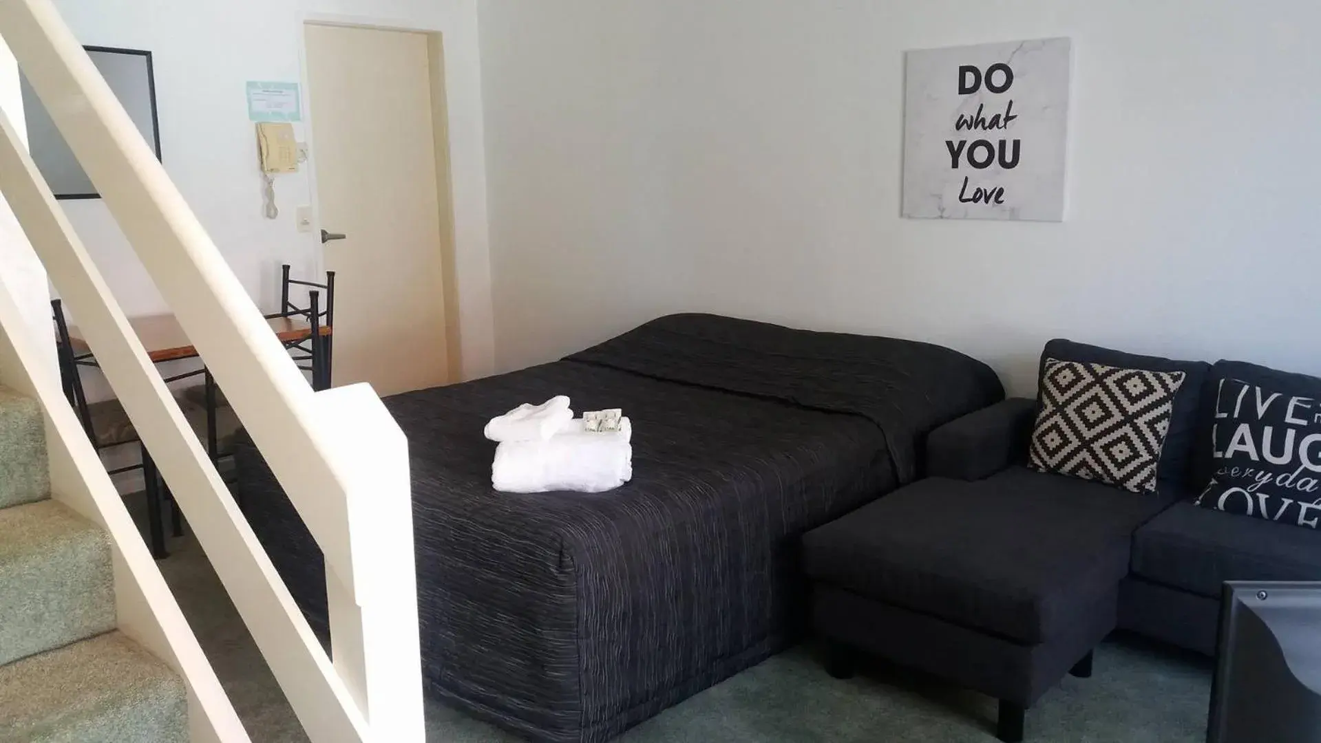 Standard Apartment - no Spa Bath in Baden Lodge Motel - PRIVATE SPA Bath Standard Apartment - no Spa Bath in Baden Lodge Motel - PRIVATE SPA Bath