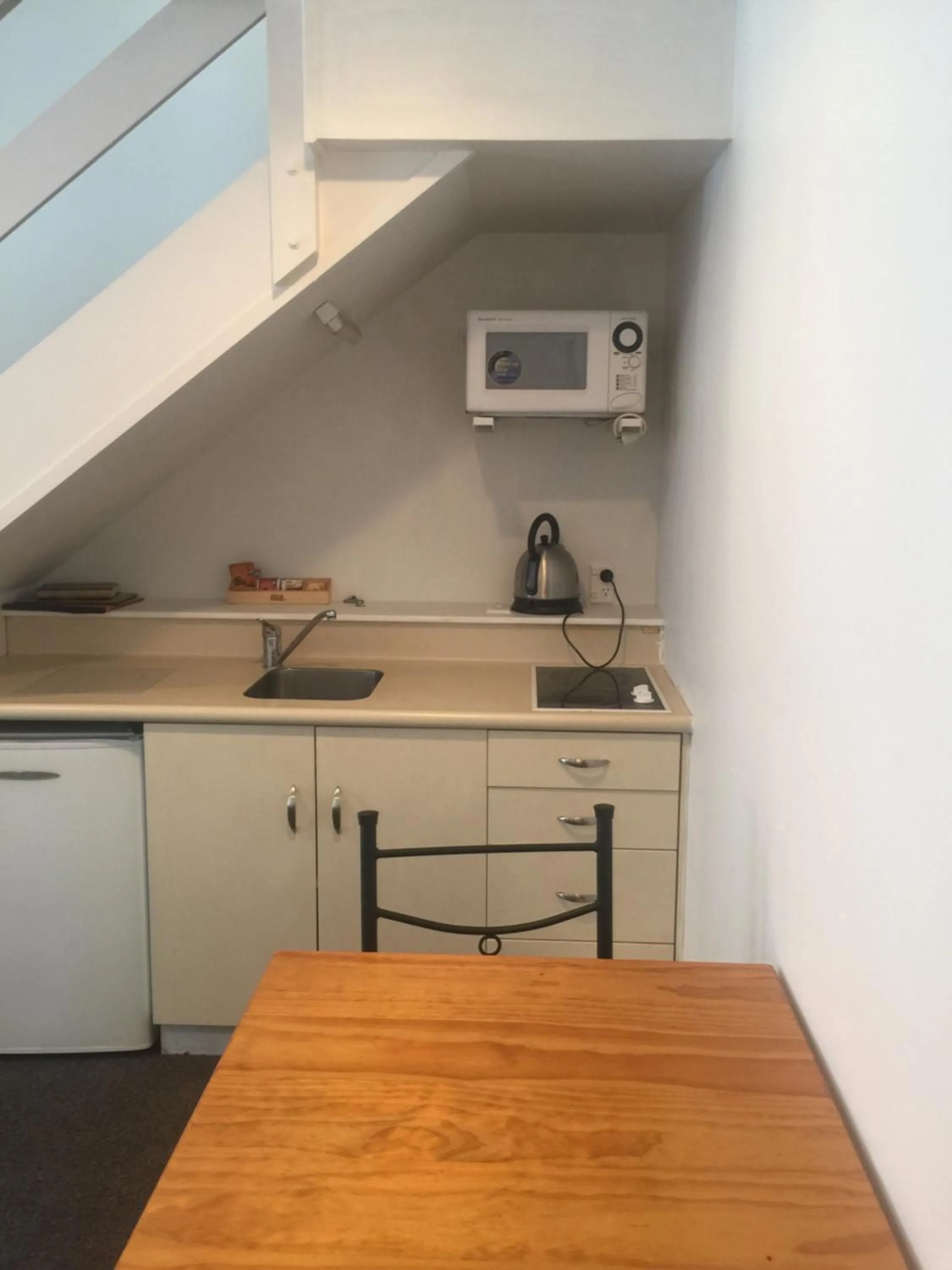 Dining area in Baden Lodge Motel - PRIVATE SPA Bath