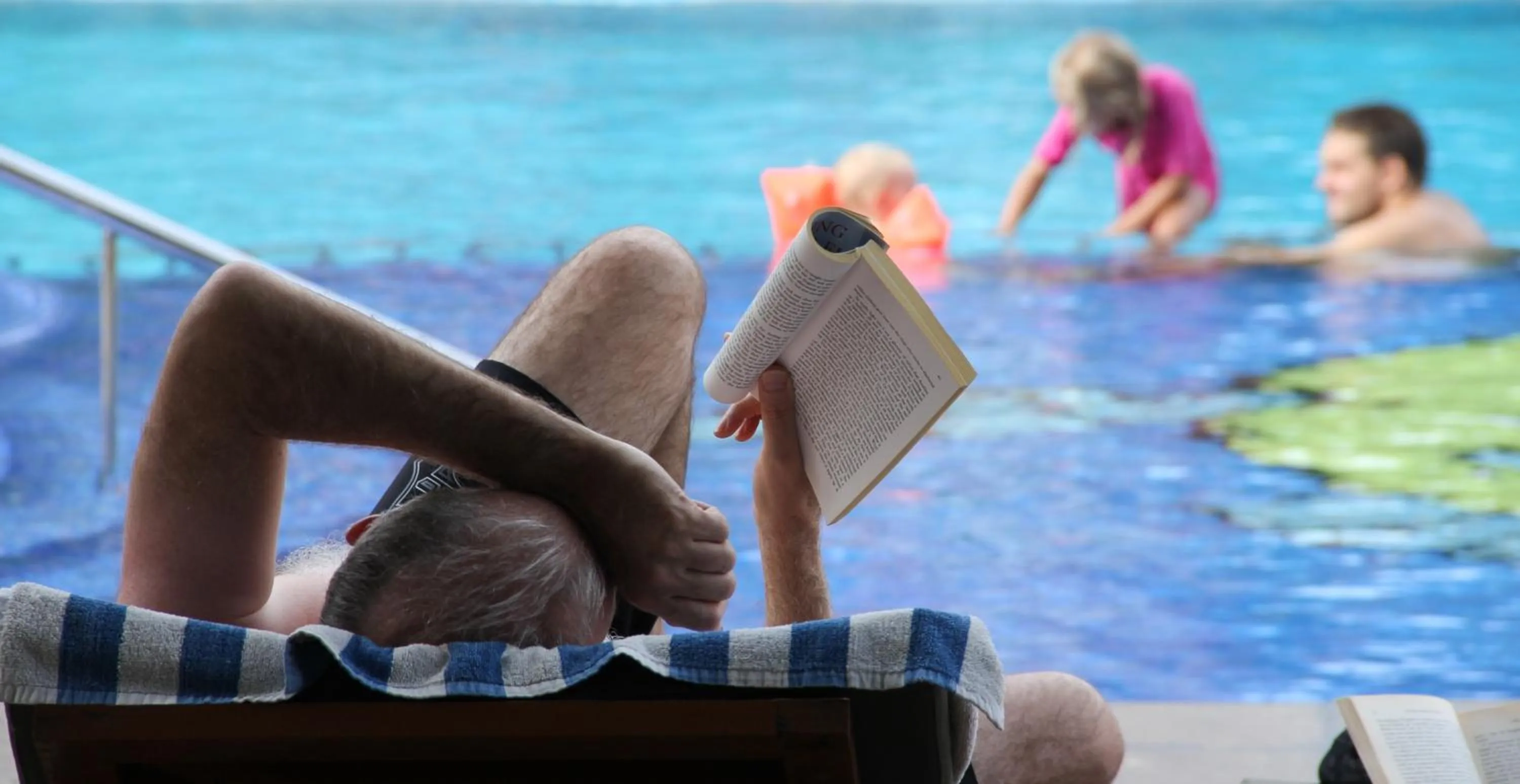 Day in Uday Suites - The Airport Hotel