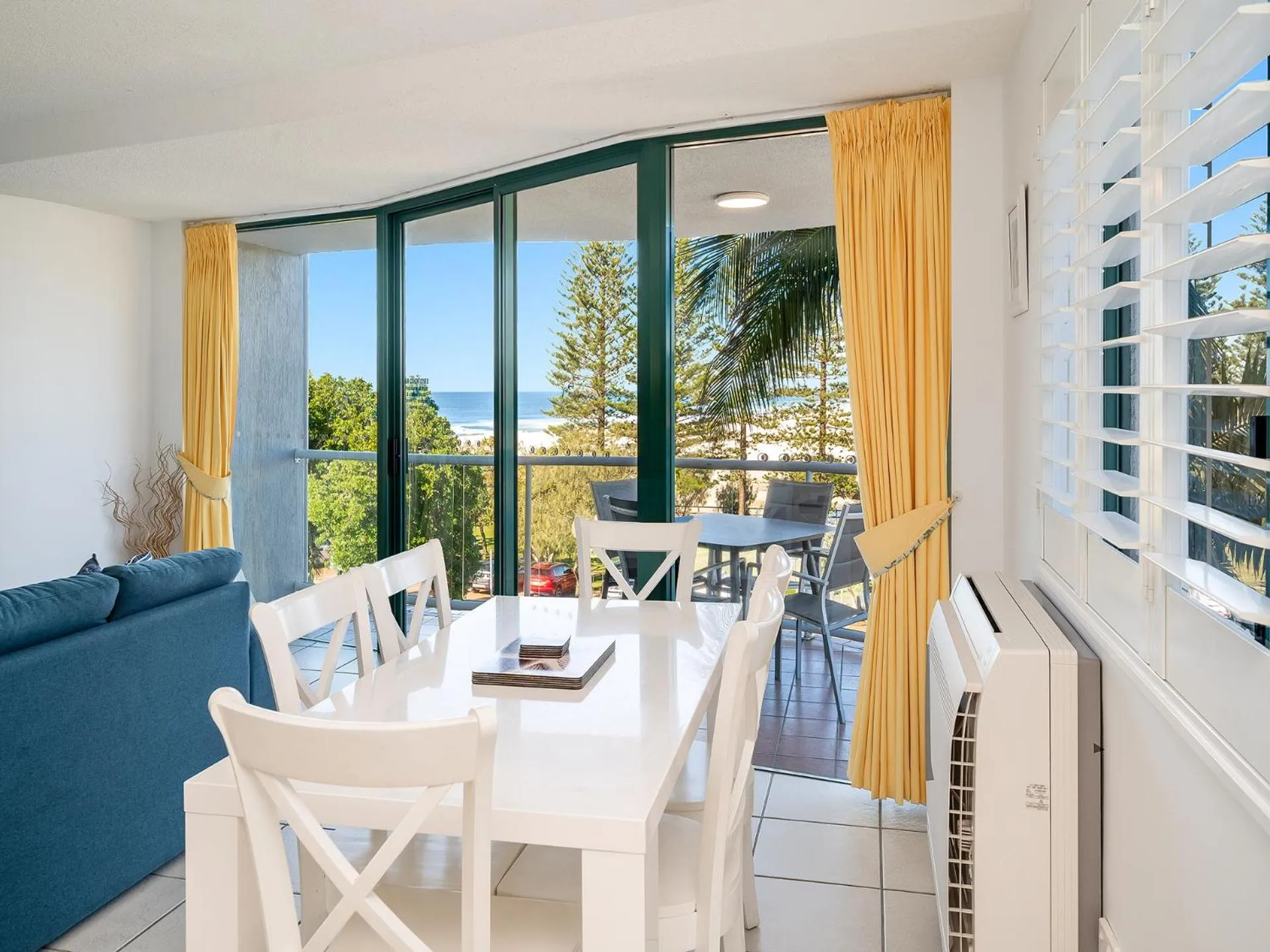 Dining area in Waterview Resort