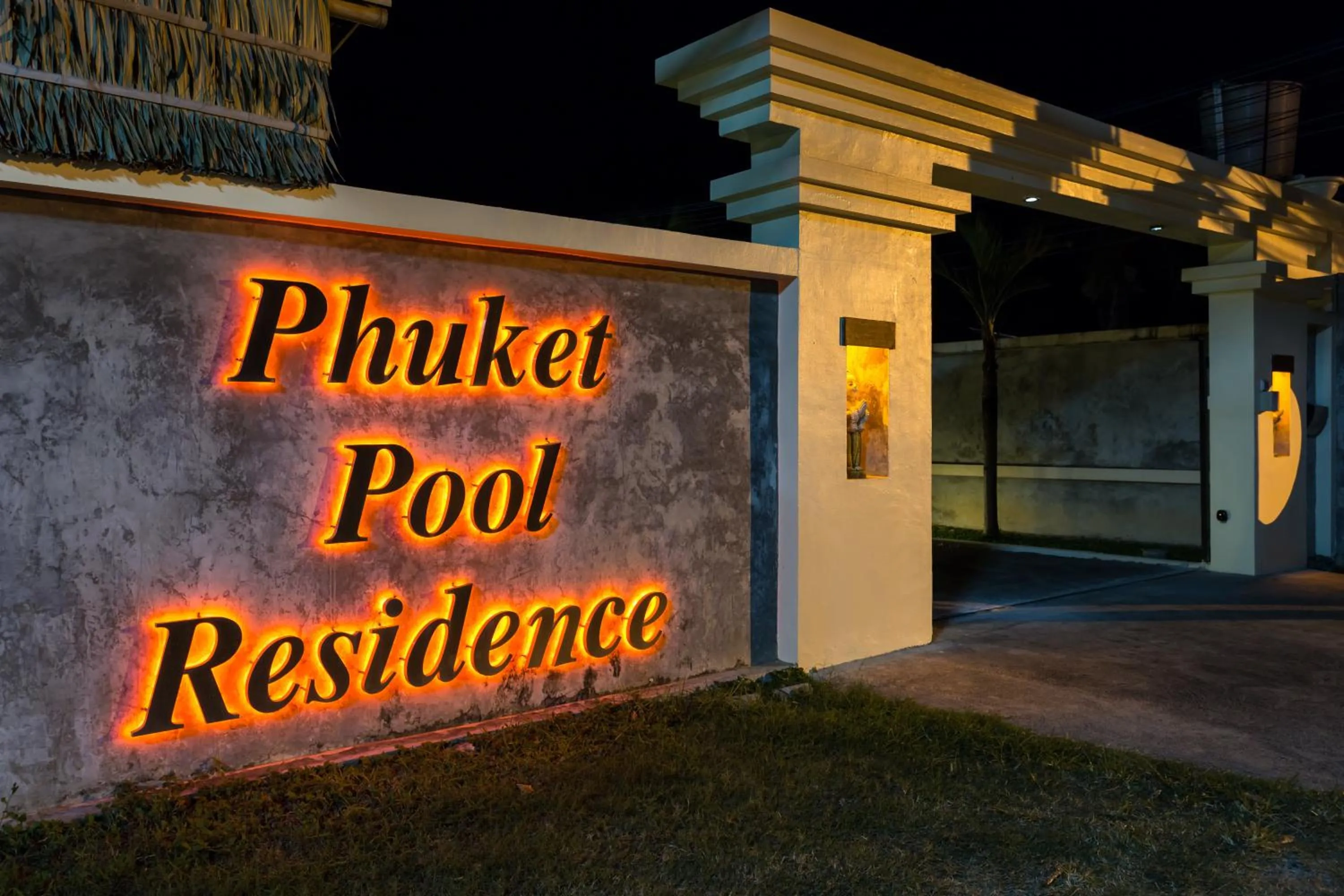 Facade/entrance in Phuket Pool Residence - Adults only