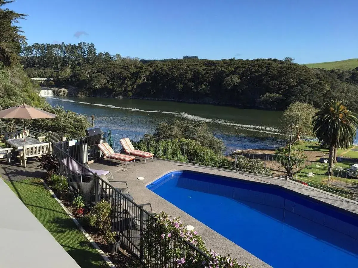 King Studio in Waterfalls Estate - Motel & Campground King Studio in Waterfalls Estate - Motel & Campground