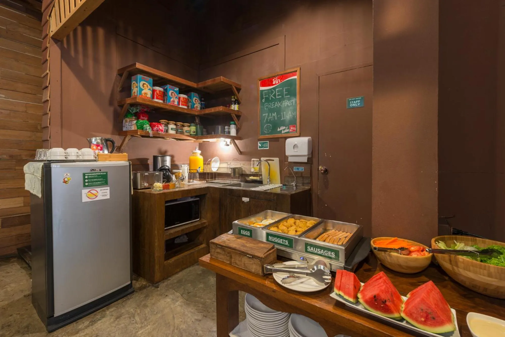 Breakfast in Suneta Hostel Khaosan