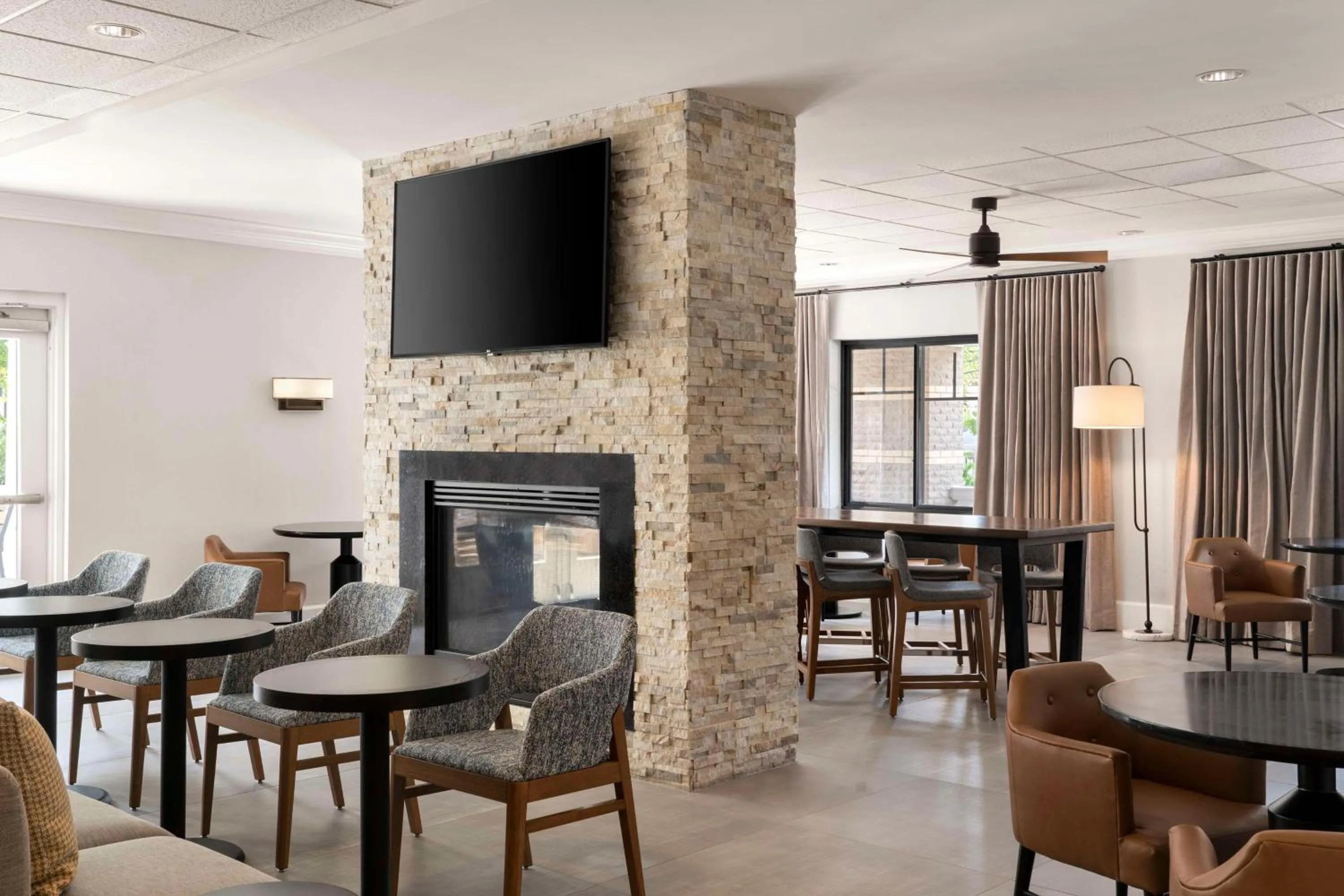 Lobby or reception in Homewood Suites by Hilton Boston Cambridge-Arlington, MA