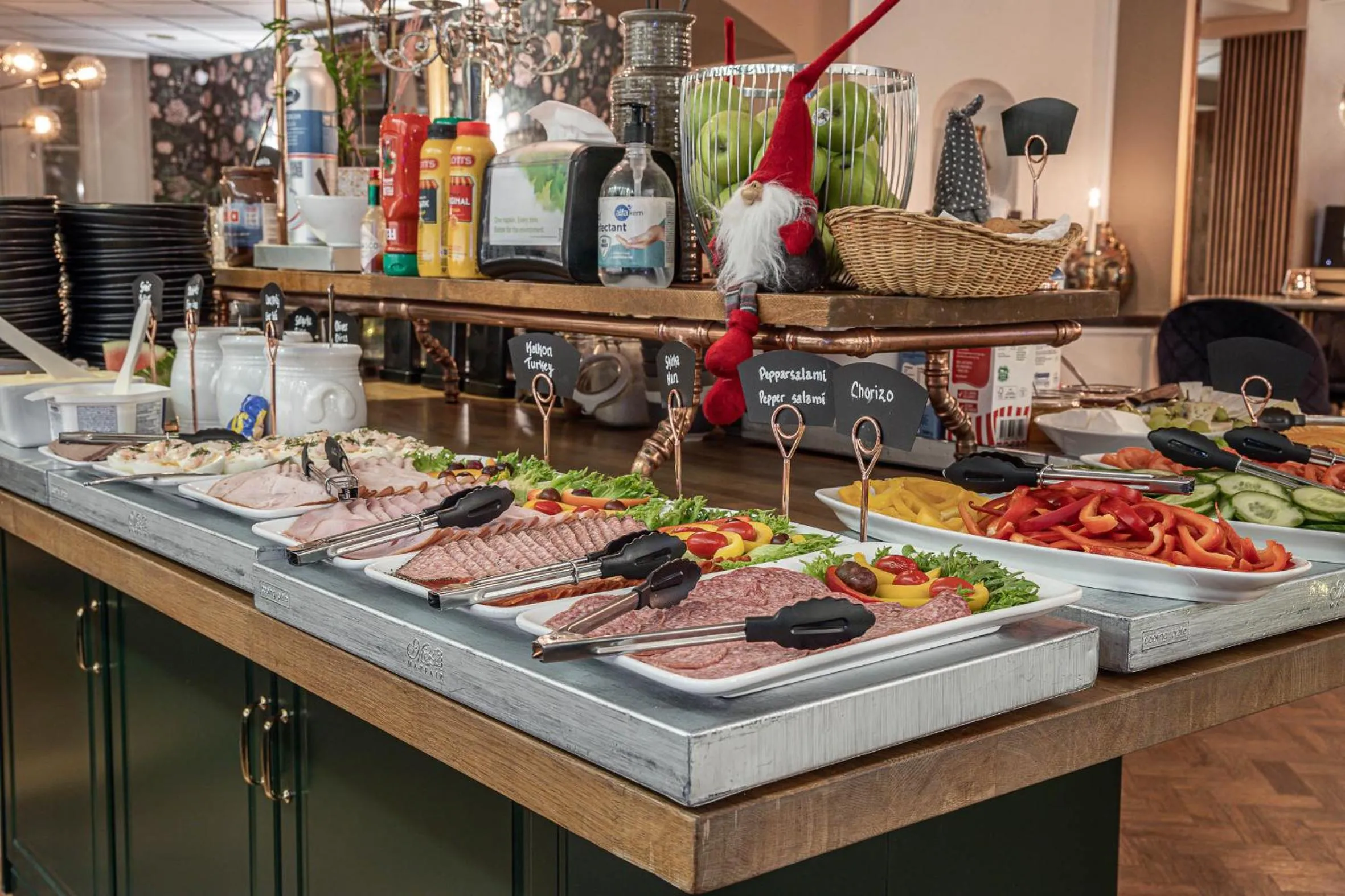 Food and drinks in Hotell Arkad